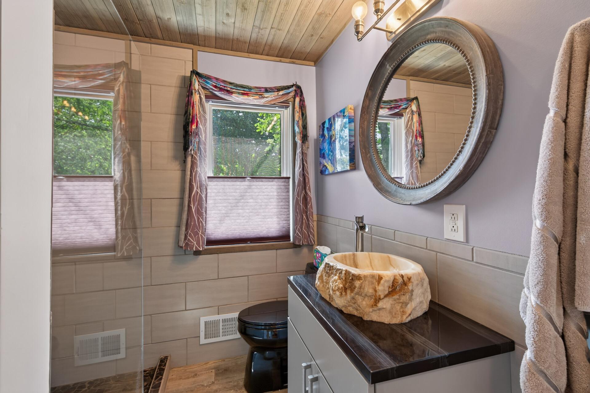 View of Residential at 2605 Garfield Street, Minneapolis MN 55418, Minneapolis (13 of 29) - Mike Wilen | Minnesota Team Real Estate