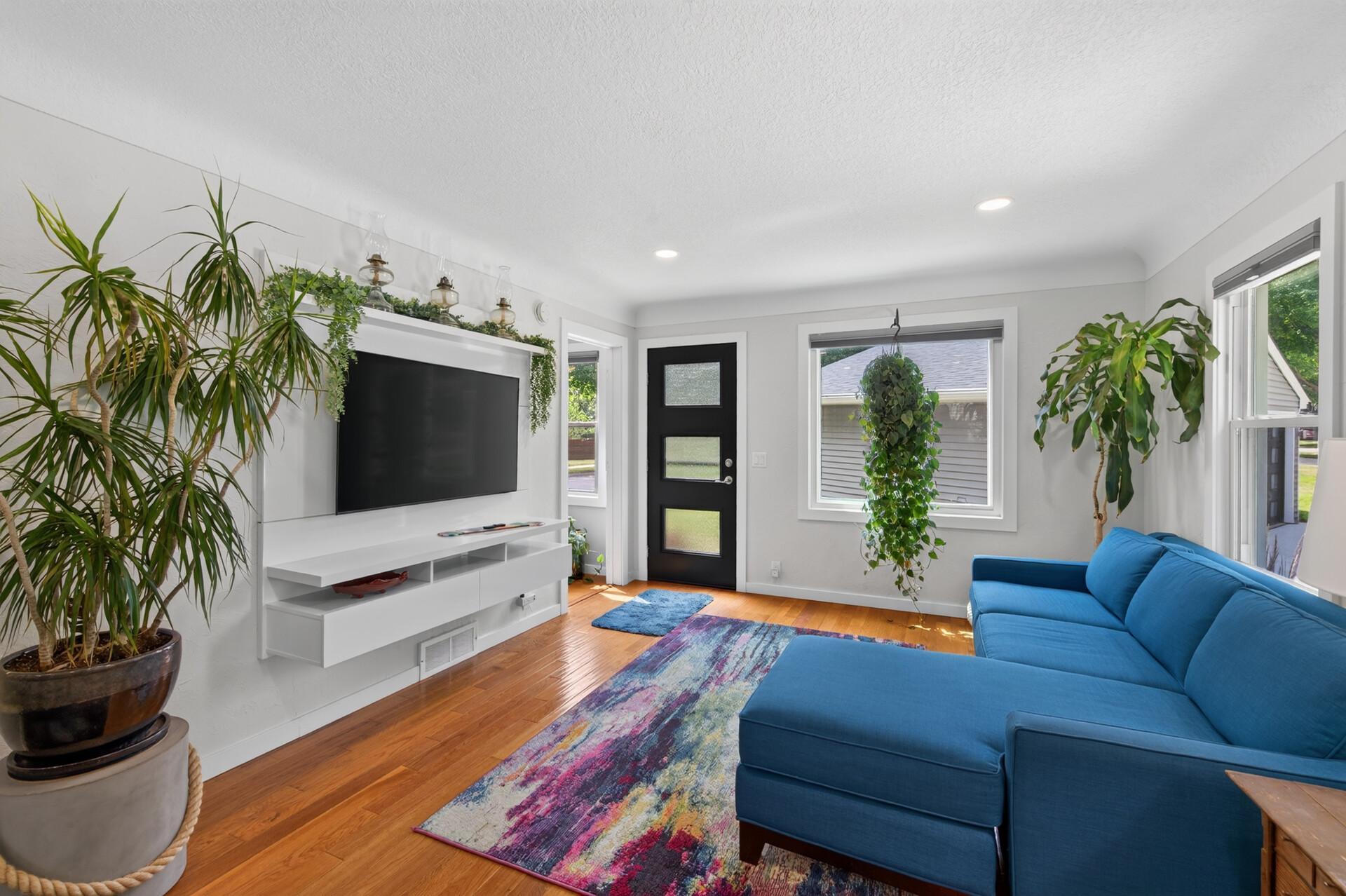 View of Residential at 2605 Garfield Street, Minneapolis MN 55418, Minneapolis (4 of 29) - Mike Wilen | Minnesota Team Real Estate