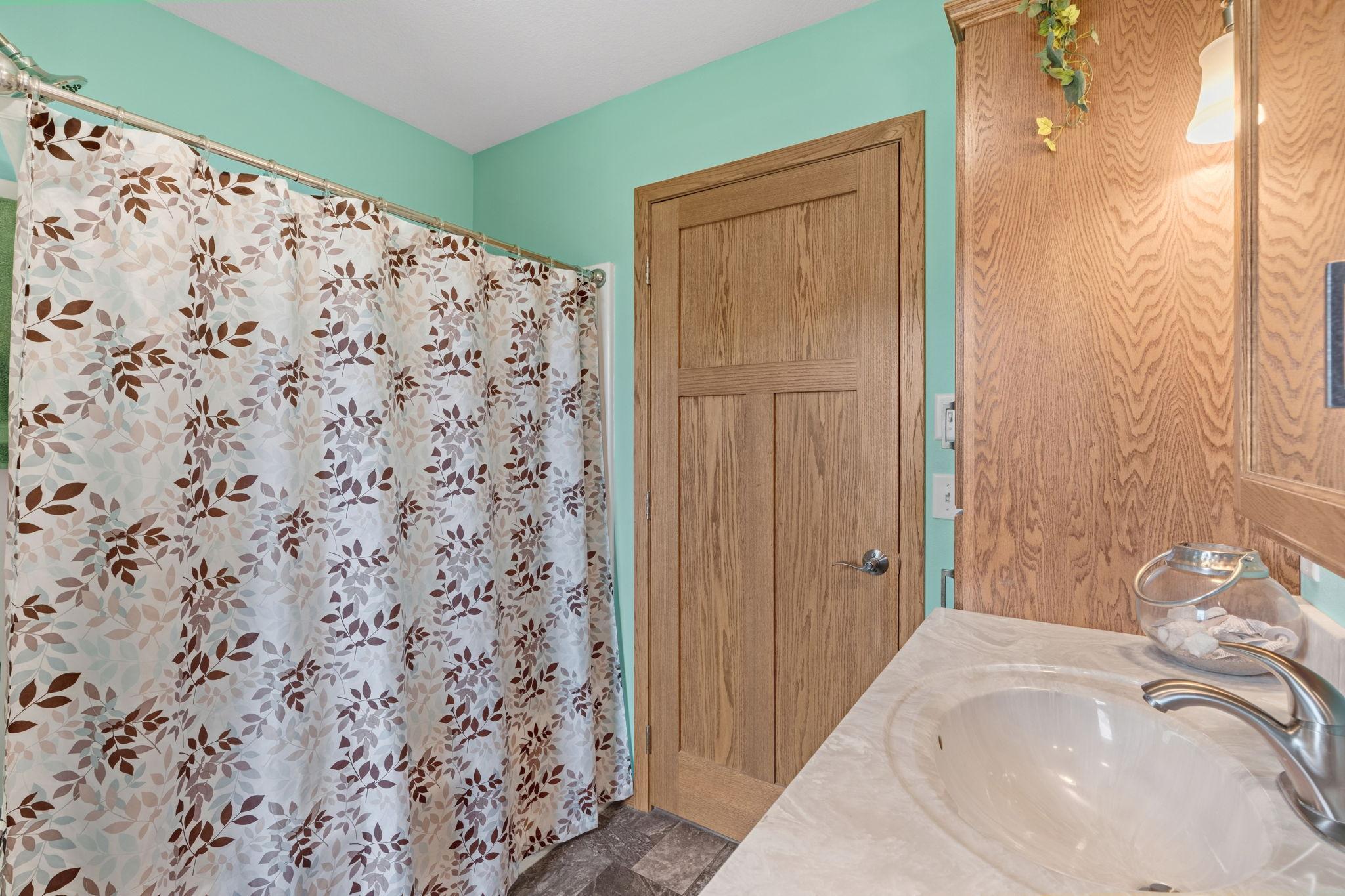 View of Residential at 4328 31st Street, Saint Cloud MN 56301, Saint Cloud (17 of 22) - Mike Wilen | Minnesota Team Real Estate