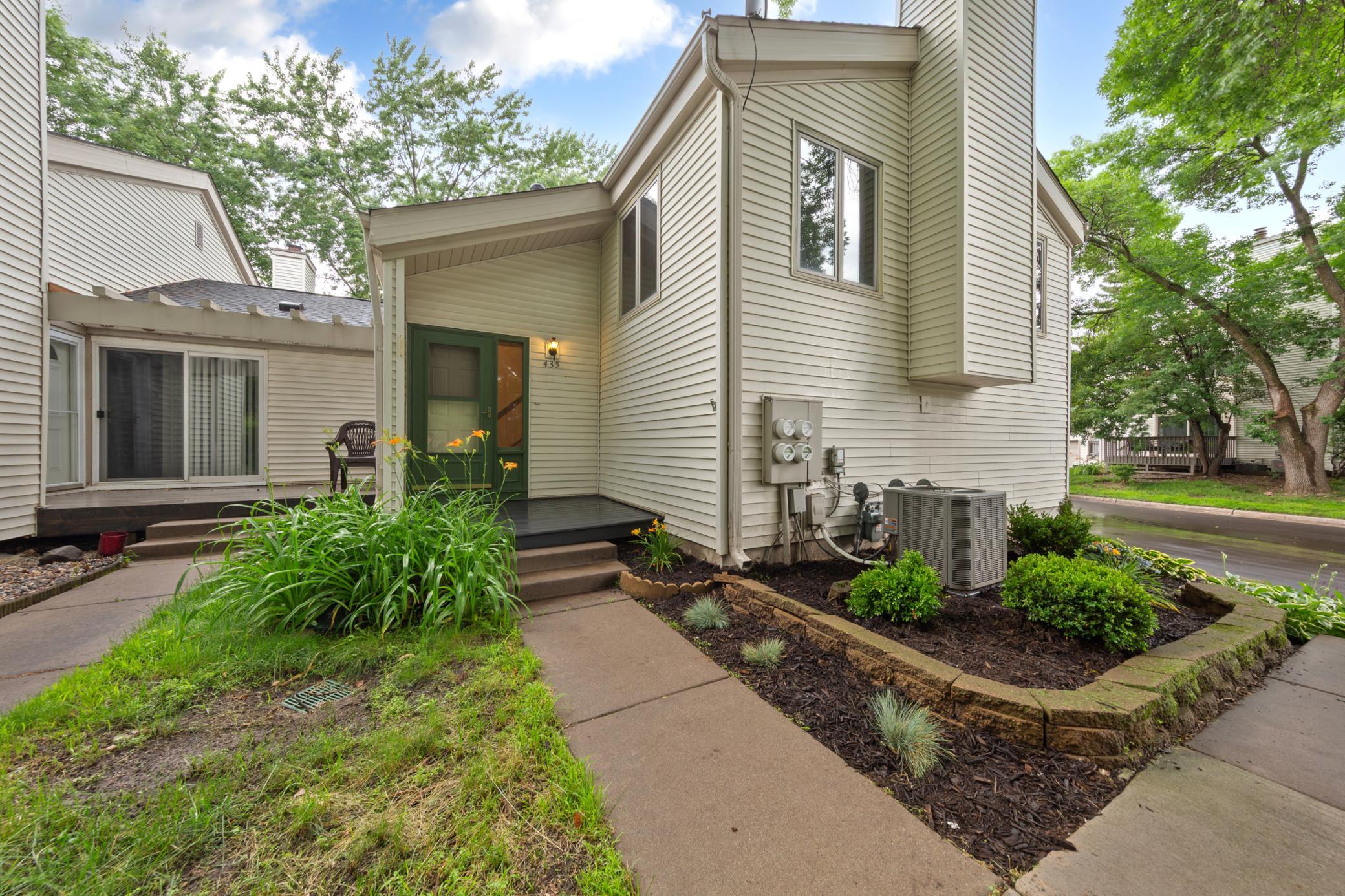 View of Residential at 435 Fontaine Court, Woodbury MN 55125, Woodbury (2 of 38) - Mike Wilen | Minnesota Team Real Estate