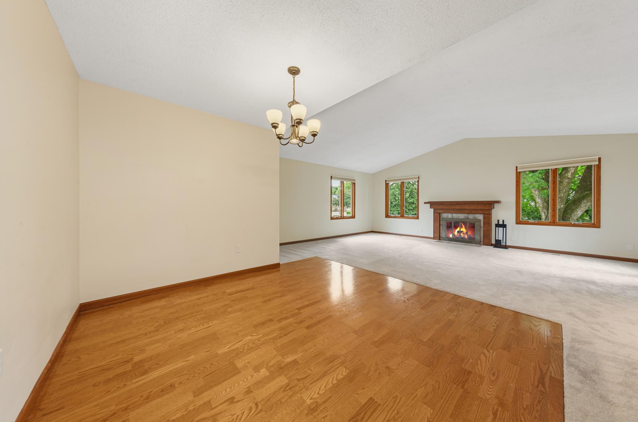 View of Residential at 435 Fontaine Court, Woodbury MN 55125, Woodbury (13 of 38) - Mike Wilen | Minnesota Team Real Estate