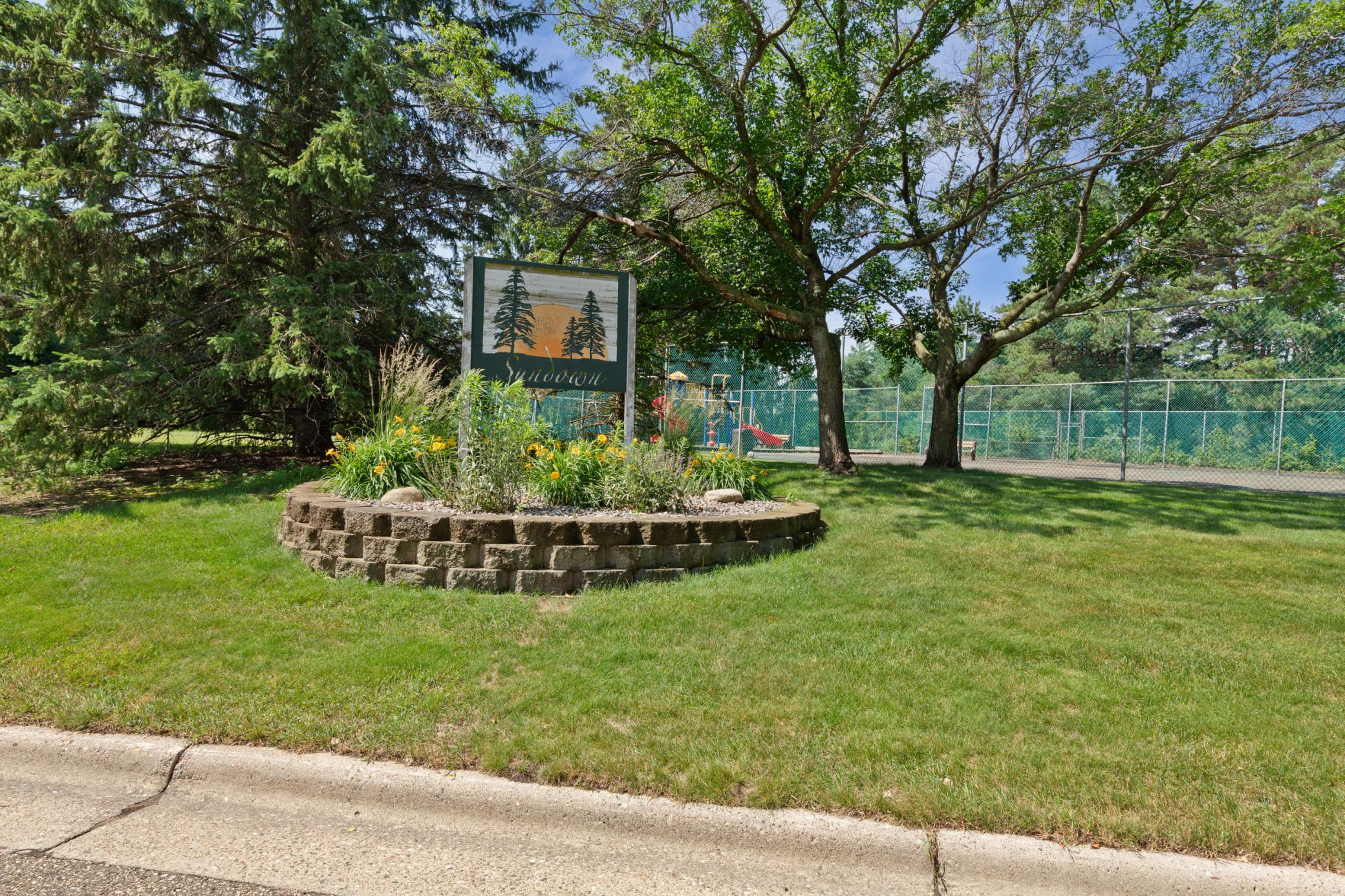View of Residential at 435 Fontaine Court, Woodbury MN 55125, Woodbury (35 of 38) - Mike Wilen | Minnesota Team Real Estate
