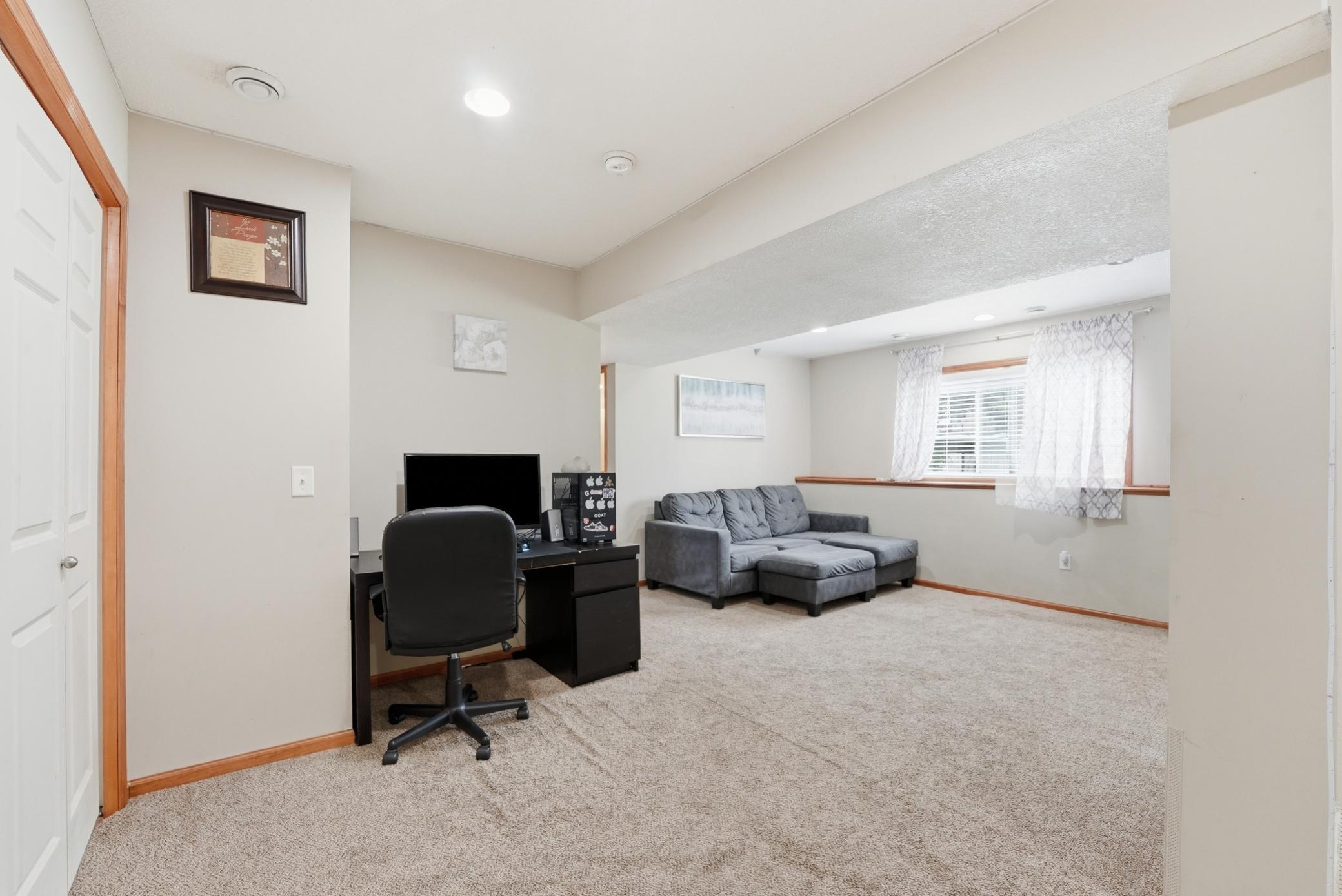 View of Residential at 182 Ardennes Avenue, Shakopee MN 55379, Shakopee (37 of 42) - Mike Wilen | Minnesota Team Real Estate