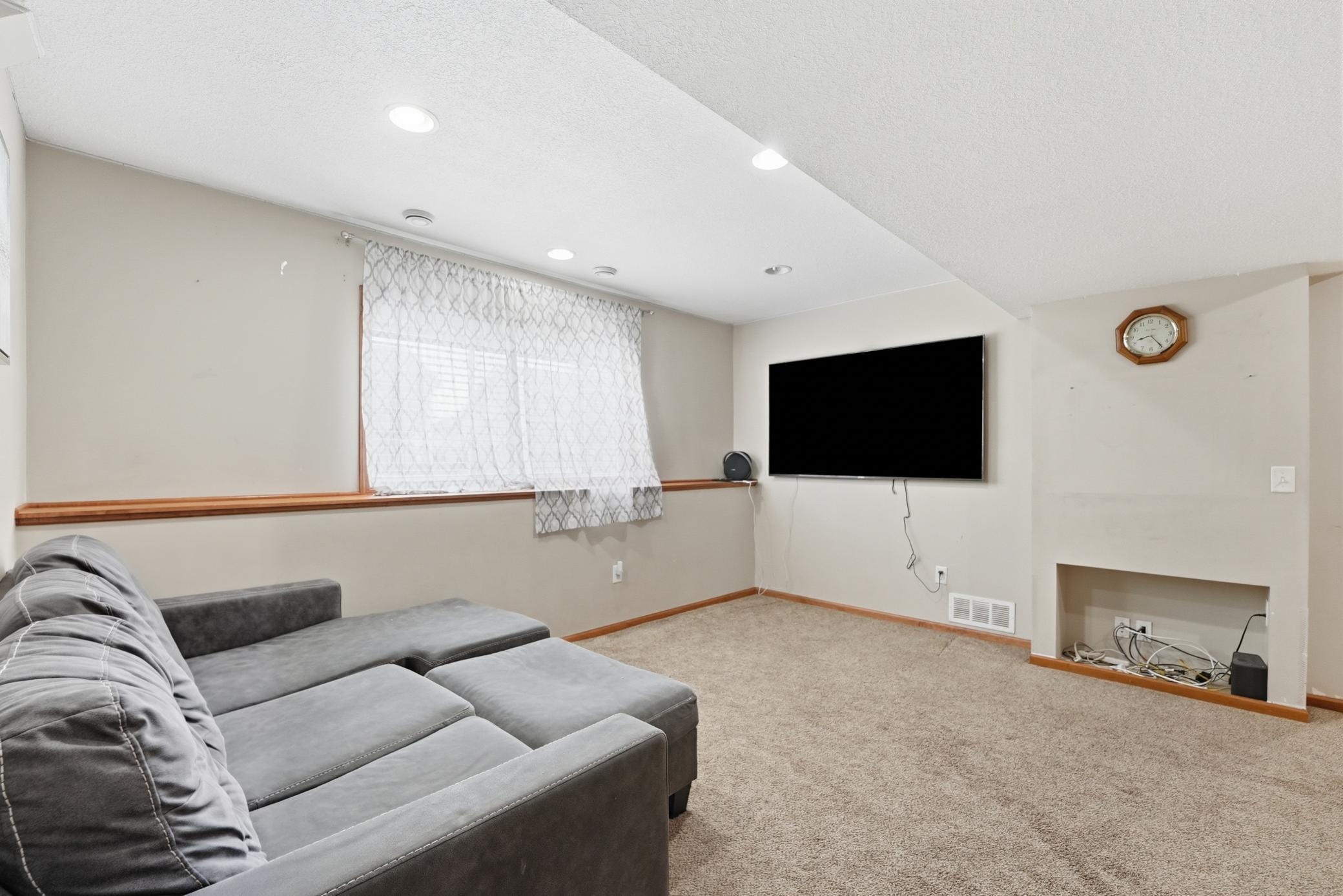 View of Residential at 182 Ardennes Avenue, Shakopee MN 55379, Shakopee (34 of 42) - Mike Wilen | Minnesota Team Real Estate