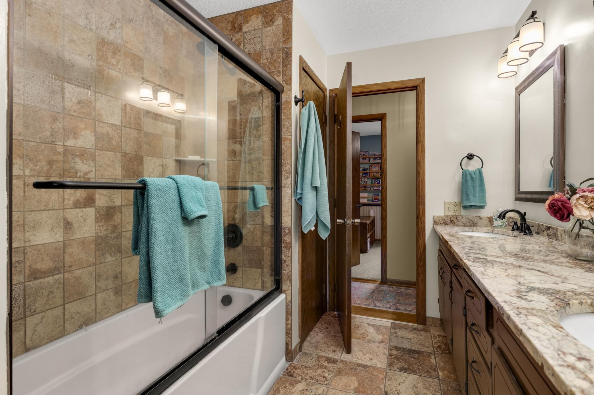View of Residential at 7660 Heritage Road, Eden Prairie MN 55346, Eden Prairie (23 of 42) - Mike Wilen | Minnesota Team Real Estate