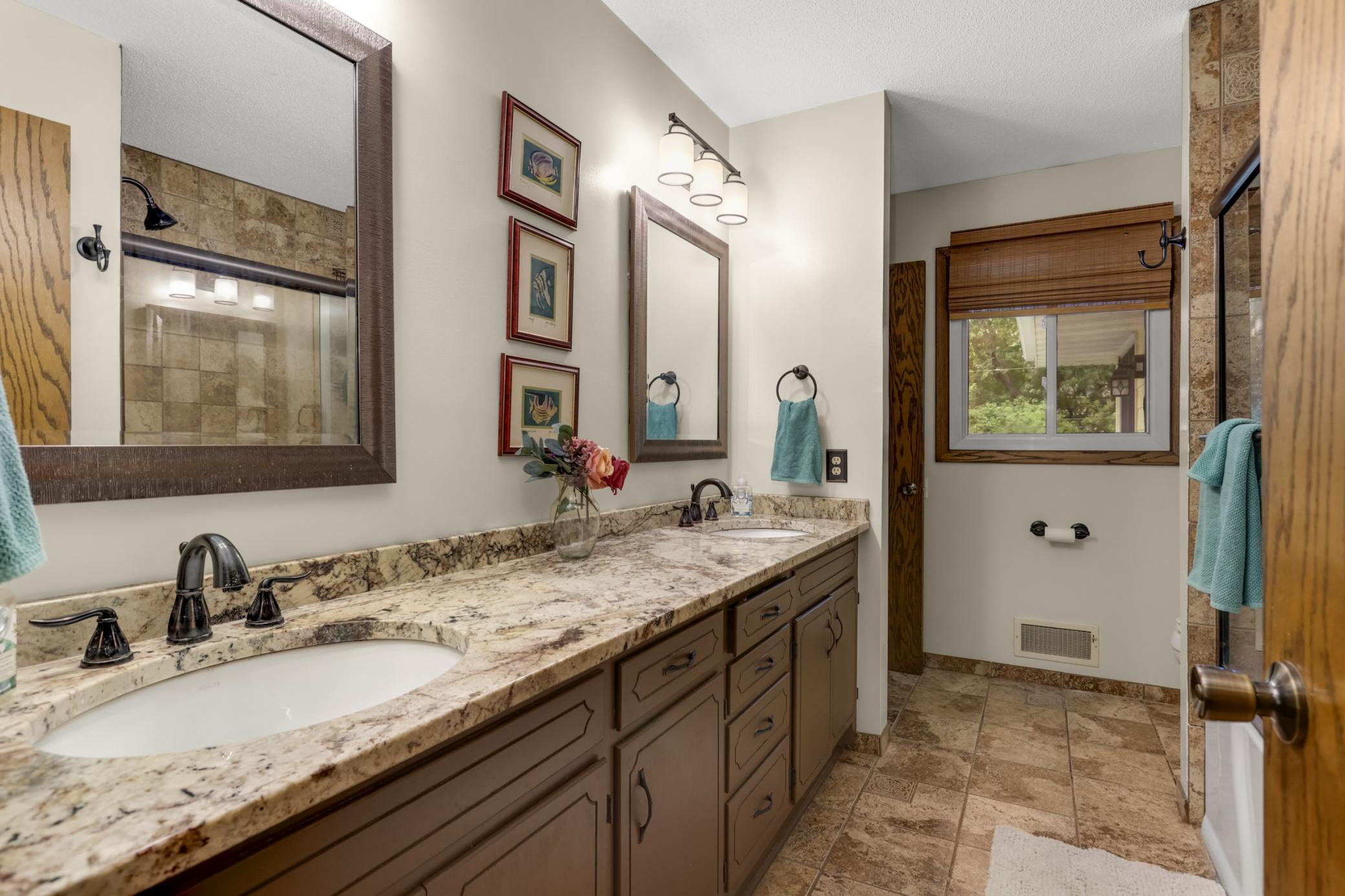 View of Residential at 7660 Heritage Road, Eden Prairie MN 55346, Eden Prairie (22 of 42) - Mike Wilen | Minnesota Team Real Estate