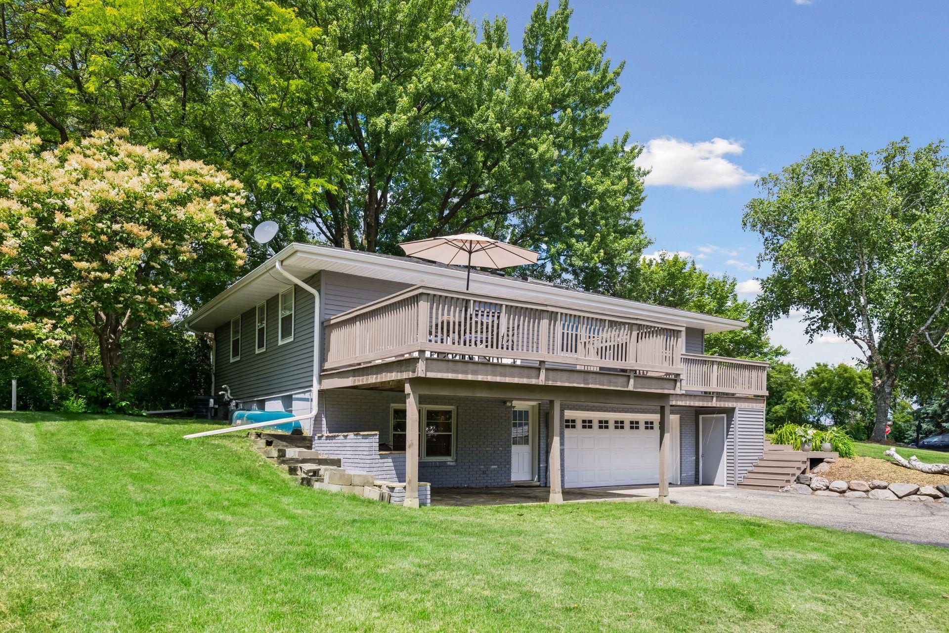 View of Residential at 3921 Minnewashta Court, Chanhassen MN 55331, Chanhassen (33 of 49) - Mike Wilen | Minnesota Team Real Estate
