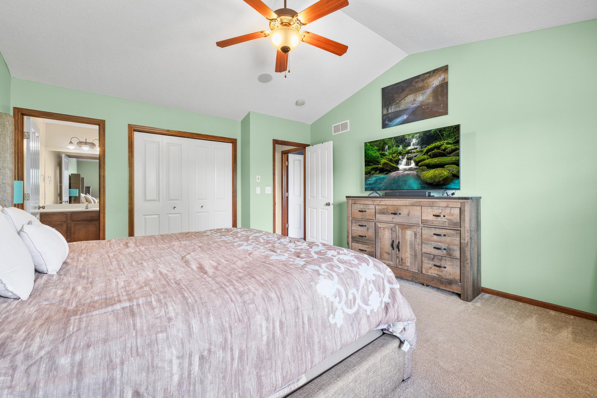 View of Residential at 15221 Stonewood Terrace, Burnsville MN 55306, Burnsville (23 of 45) - Mike Wilen | Minnesota Team Real Estate