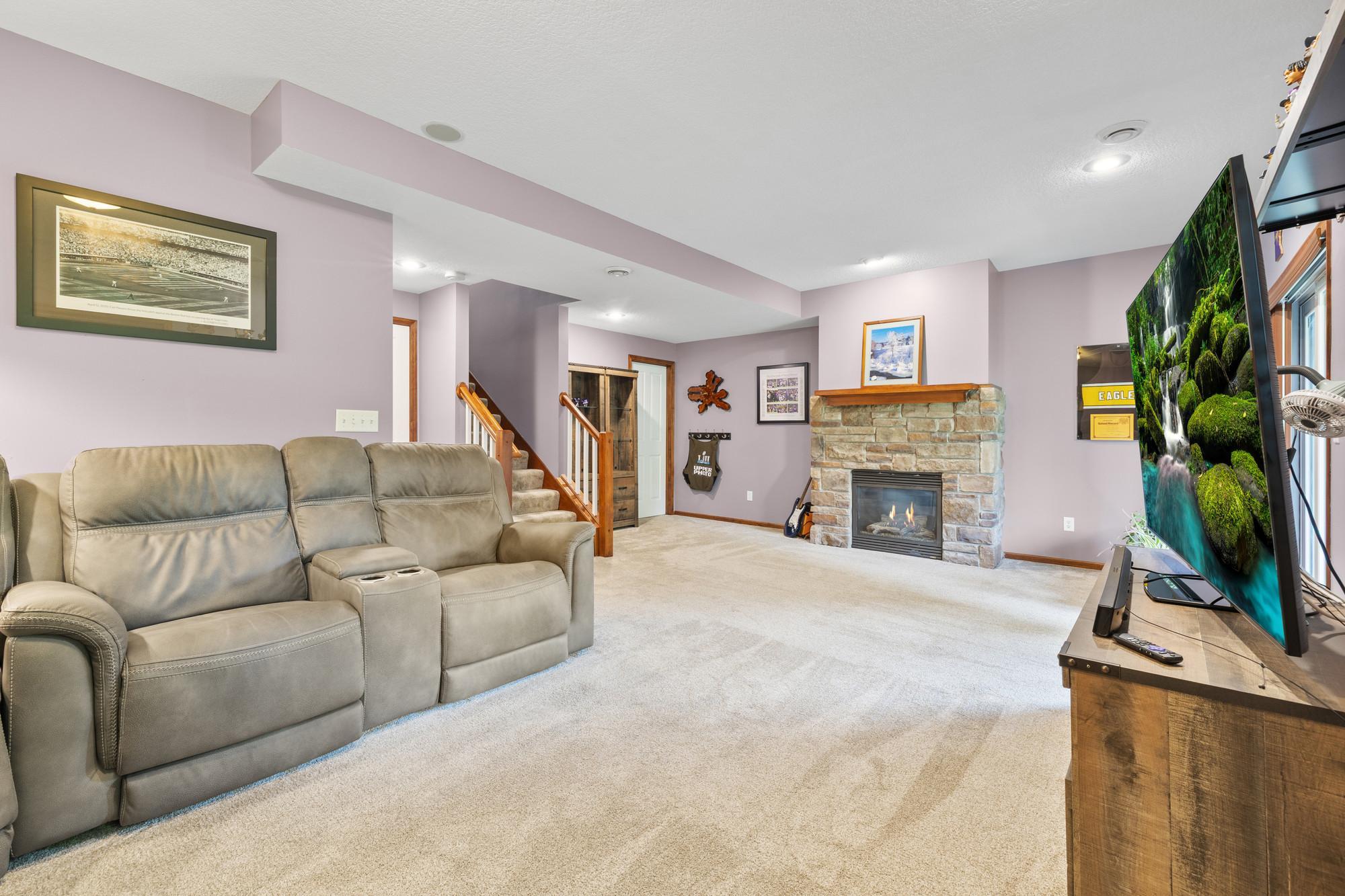 View of Residential at 15221 Stonewood Terrace, Burnsville MN 55306, Burnsville (33 of 45) - Mike Wilen | Minnesota Team Real Estate