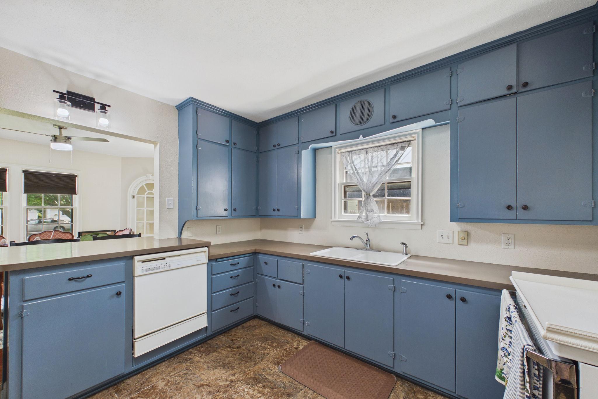 View of Residential at 513 5th Street, Gaylord MN 55334, Gaylord (11 of 39) - Mike Wilen | Minnesota Team Real Estate