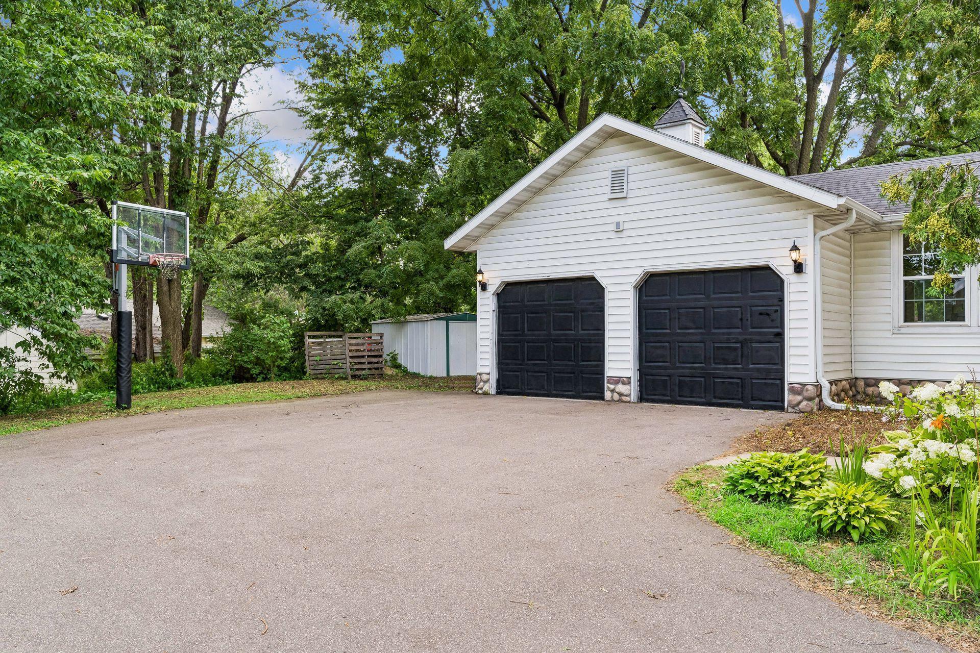 View of Residential at 1450 Ripley Avenue, Maplewood MN 55109, Maplewood (45 of 61) - Mike Wilen | Minnesota Team Real Estate