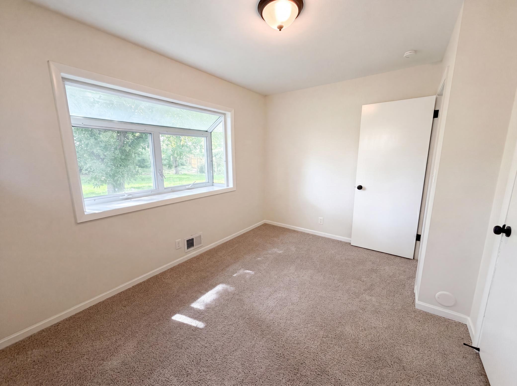 View of Residential at 2591 Aldine Street, Roseville MN 55113, Roseville (3 of 25) - Mike Wilen | Minnesota Team Real Estate