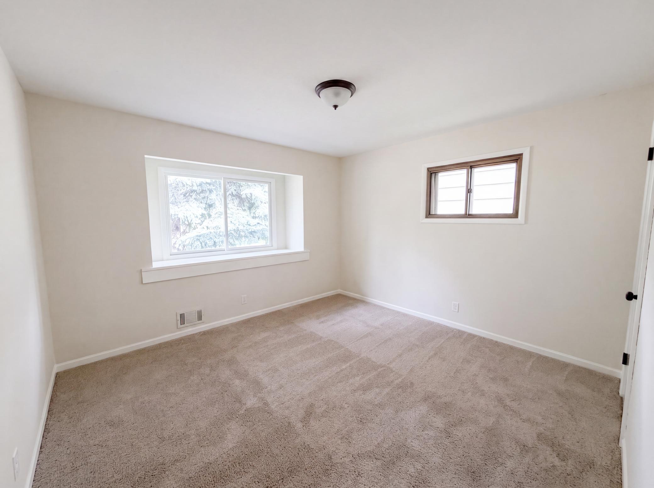 View of Residential at 2591 Aldine Street, Roseville MN 55113, Roseville (14 of 25) - Mike Wilen | Minnesota Team Real Estate