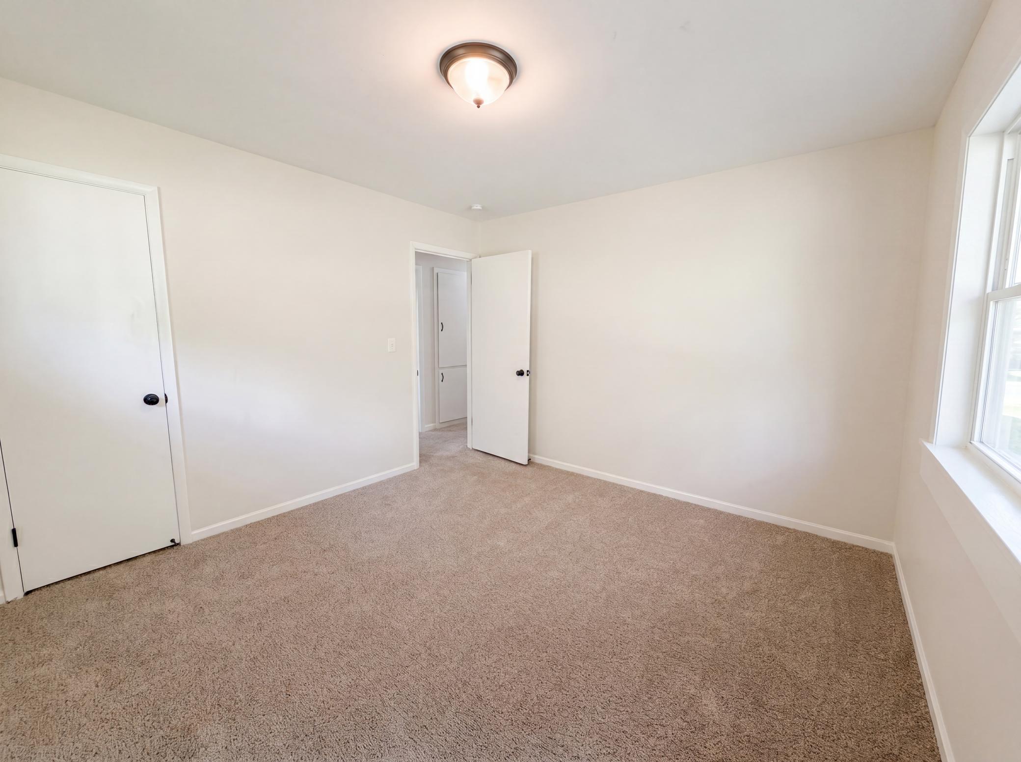 View of Residential at 2591 Aldine Street, Roseville MN 55113, Roseville (13 of 25) - Mike Wilen | Minnesota Team Real Estate