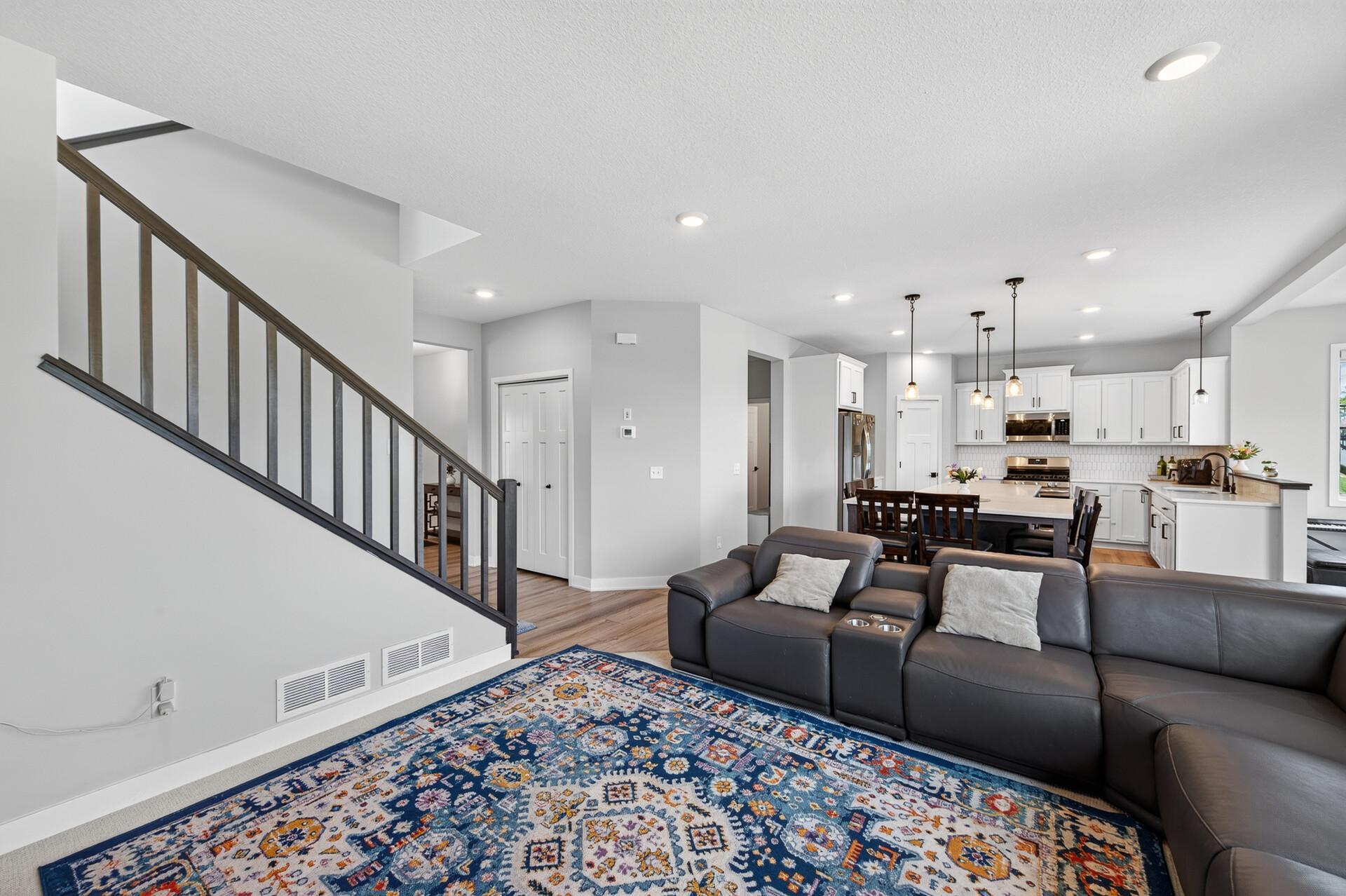 View of Residential at 18333 Glacier Way, Lakeville MN 55044, Lakeville (10 of 33) - Mike Wilen | Minnesota Team Real Estate