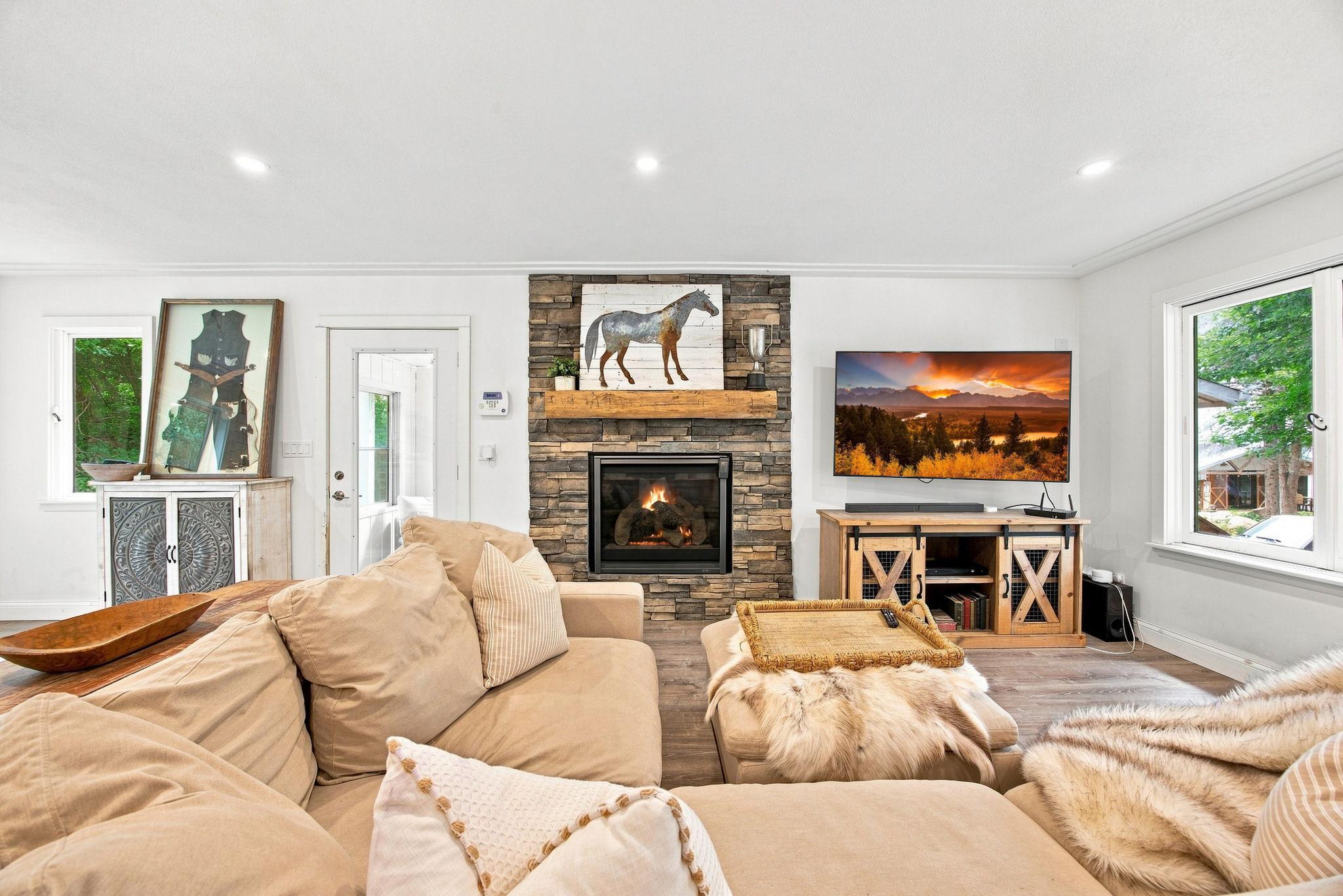 View of Residential at 4065 McAndrews Road, Rosemount MN 55068, Rosemount (4 of 64) - Mike Wilen | Minnesota Team Real Estate