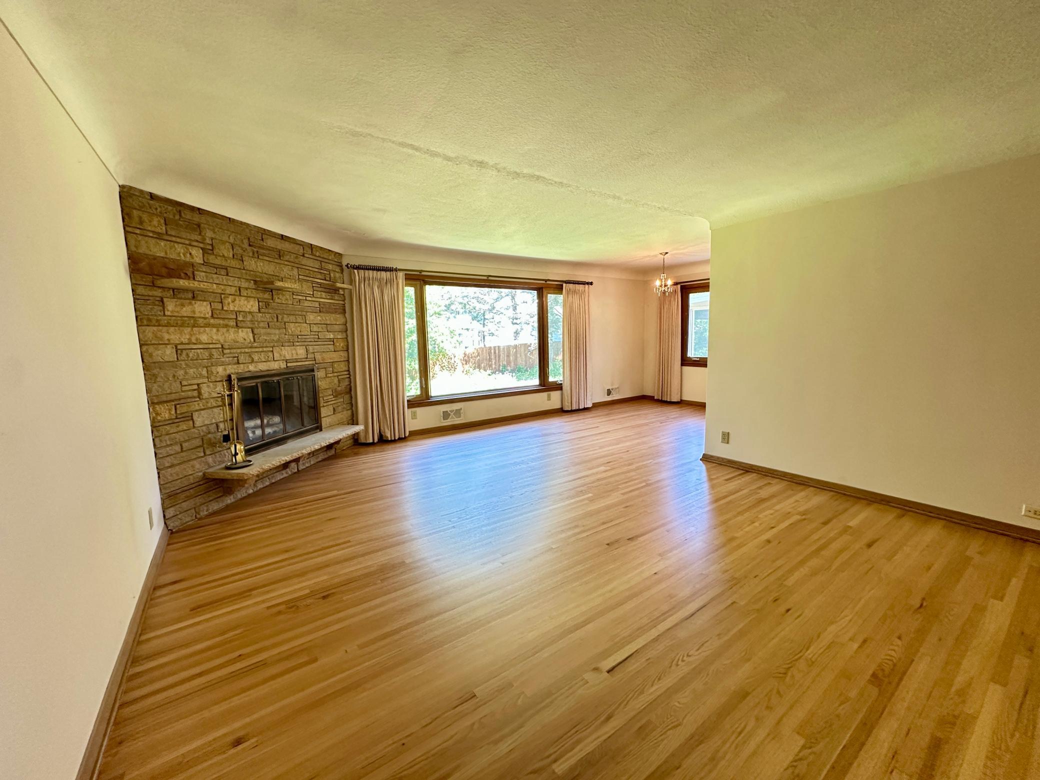View of Residential at 732 Forest Dale Road, New Brighton MN 55112, New Brighton (4 of 43) - Mike Wilen | Minnesota Team Real Estate