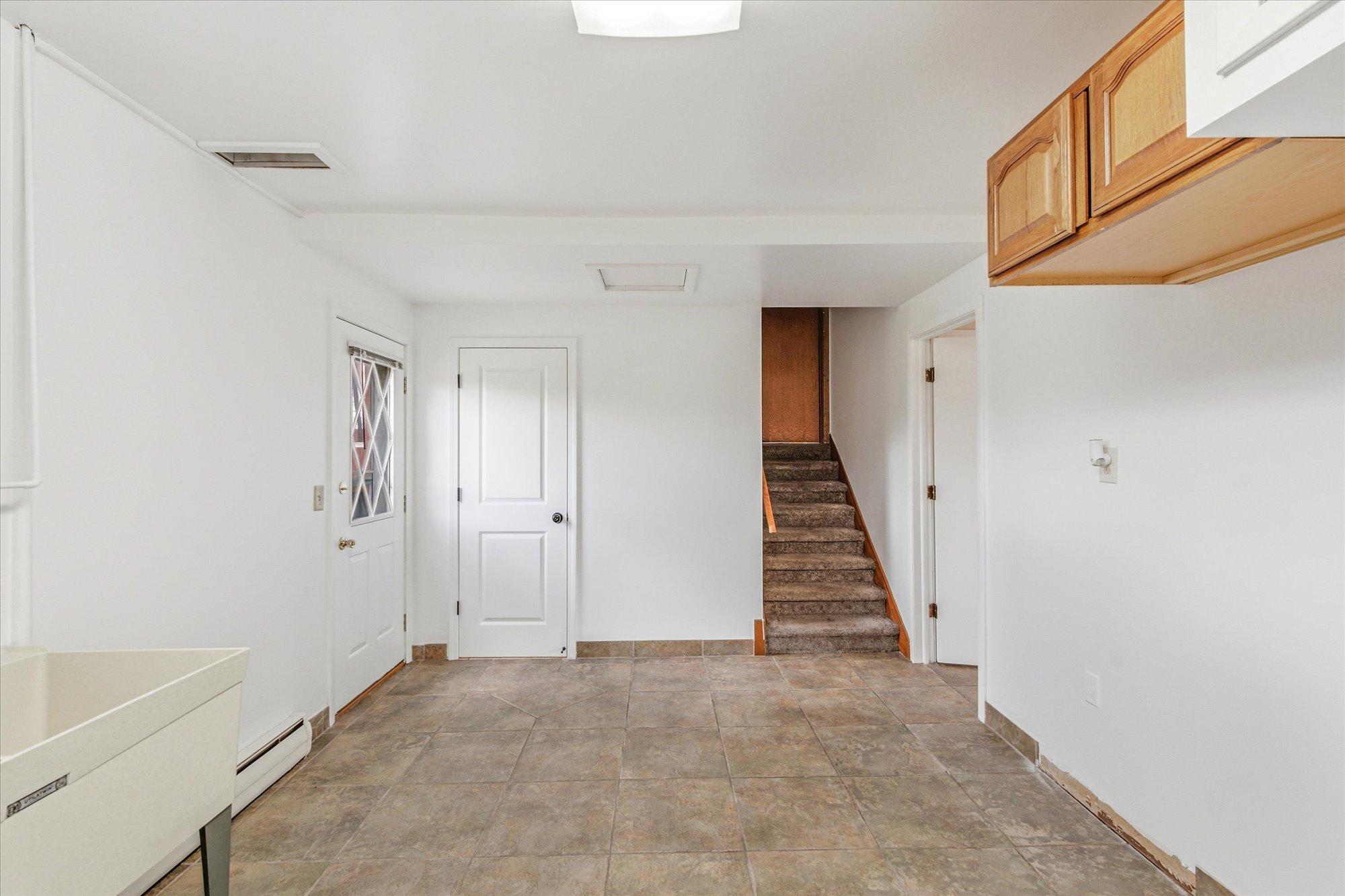 View of Residential at 11111 Carver Court, Burnsville MN 55337, Burnsville (31 of 43) - Mike Wilen | Minnesota Team Real Estate