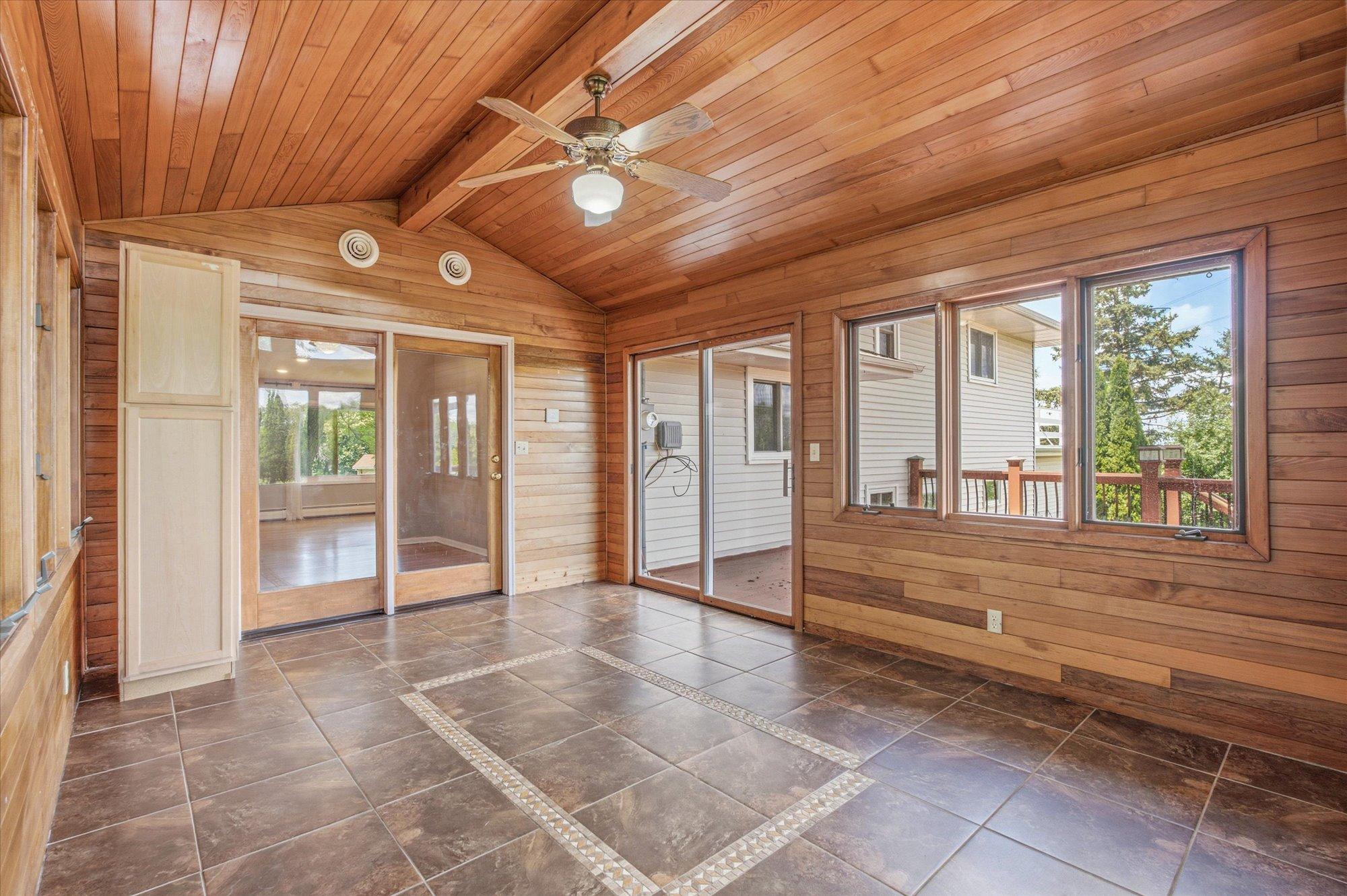 View of Residential at 11111 Carver Court, Burnsville MN 55337, Burnsville (14 of 43) - Mike Wilen | Minnesota Team Real Estate