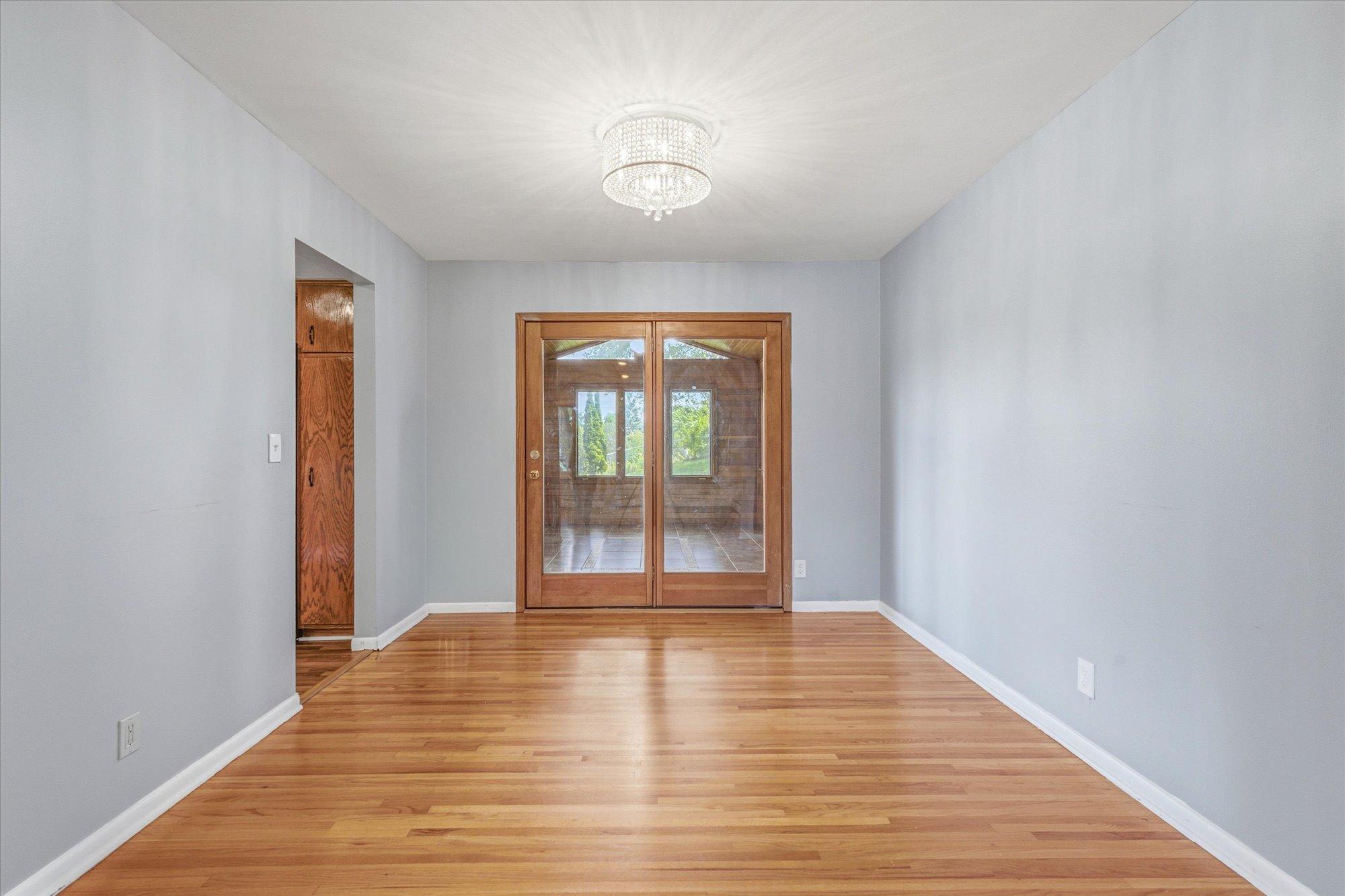View of Residential at 11111 Carver Court, Burnsville MN 55337, Burnsville (11 of 43) - Mike Wilen | Minnesota Team Real Estate