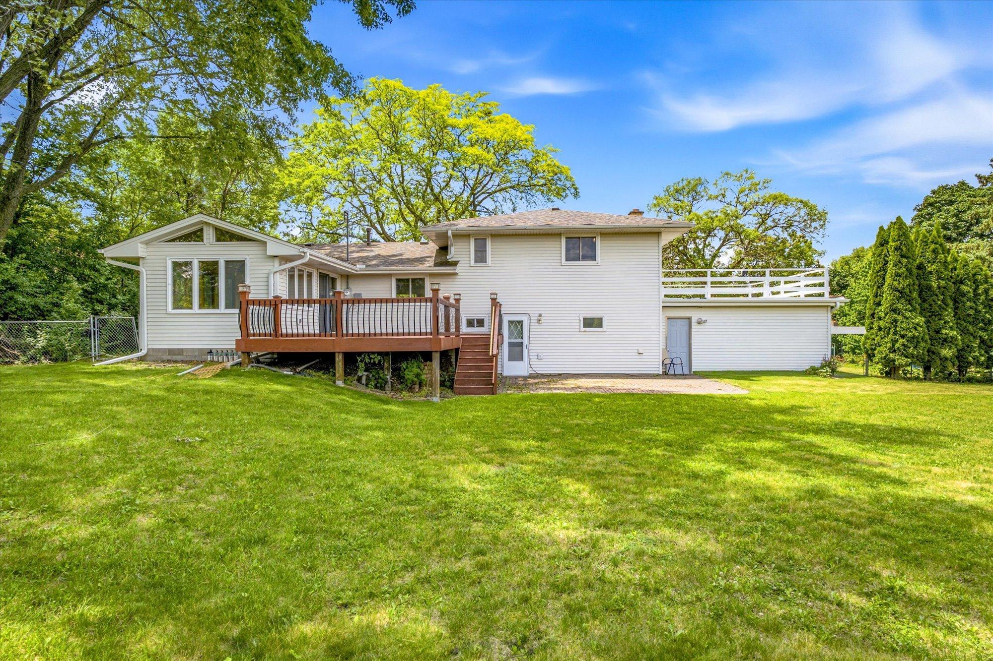 View of Residential at 11111 Carver Court, Burnsville MN 55337, Burnsville (37 of 43) - Mike Wilen | Minnesota Team Real Estate