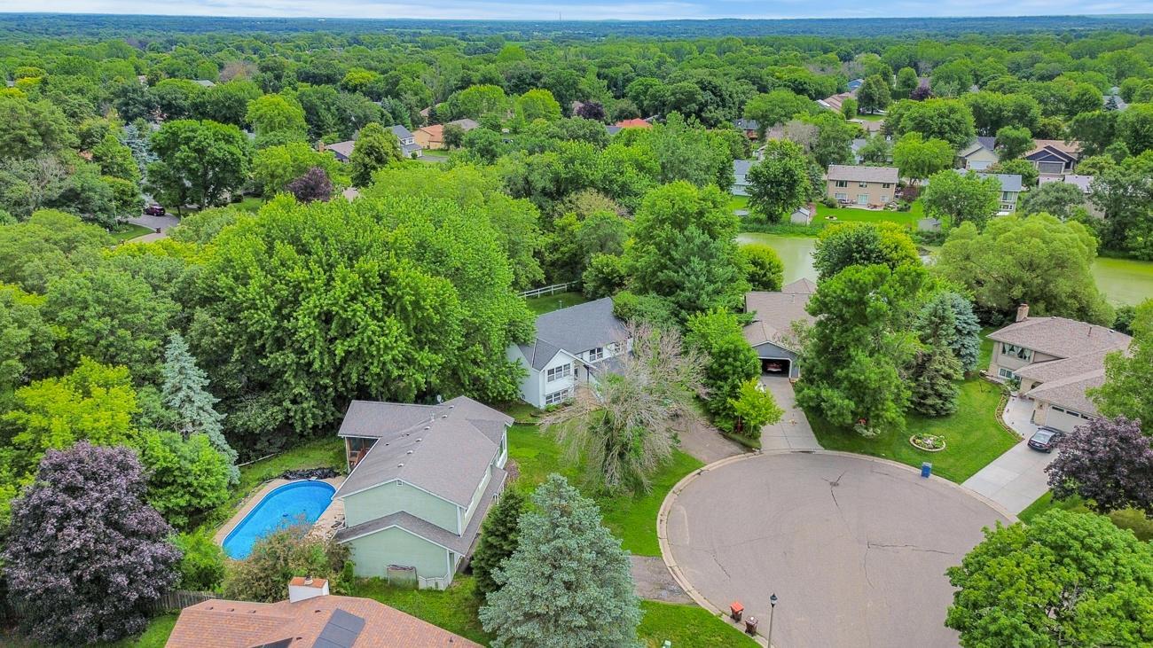 View of Residential at 1984 Helena Court, Oakdale MN 55128, Oakdale (10 of 48) - Mike Wilen | Minnesota Team Real Estate