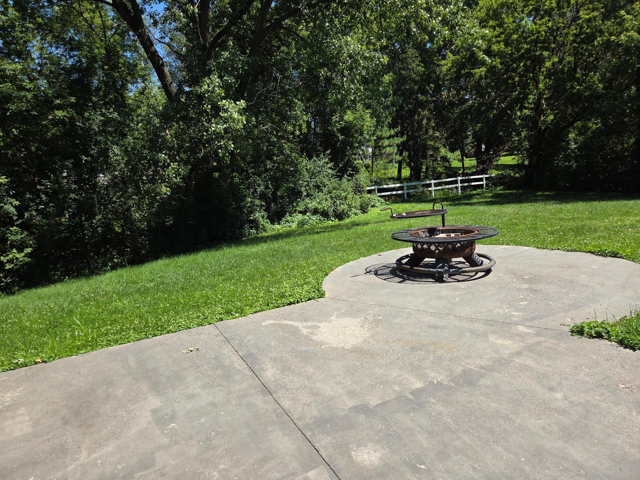 View of Residential at 1984 Helena Court, Oakdale MN 55128, Oakdale (39 of 48) - Mike Wilen | Minnesota Team Real Estate