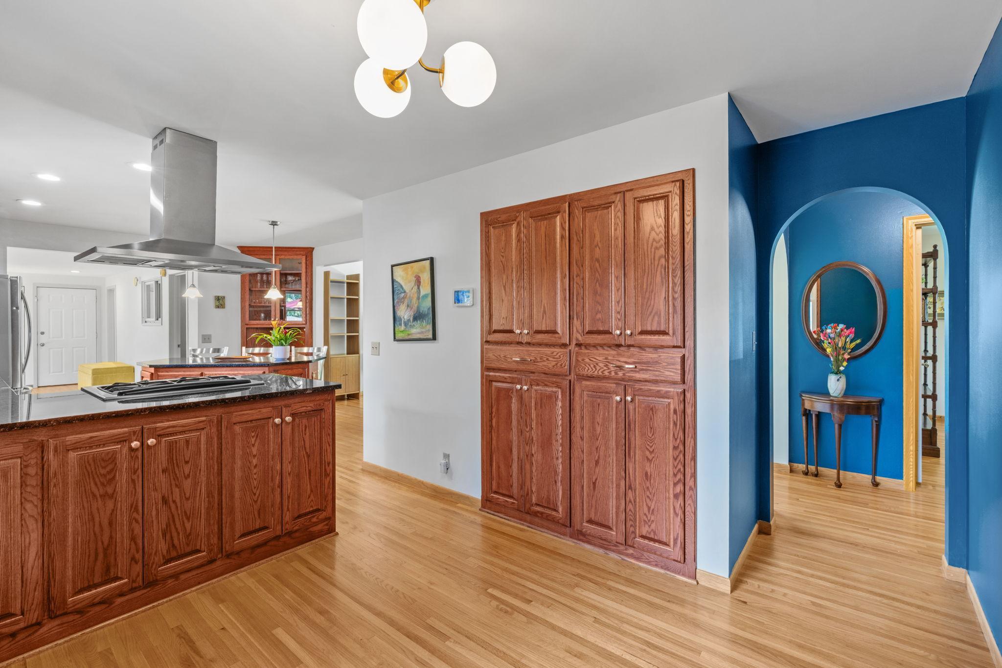 View of Residential at 9435 14th Street, Saint Louis Park MN 55426, Saint Louis Park (30 of 60) - Mike Wilen | Minnesota Team Real Estate