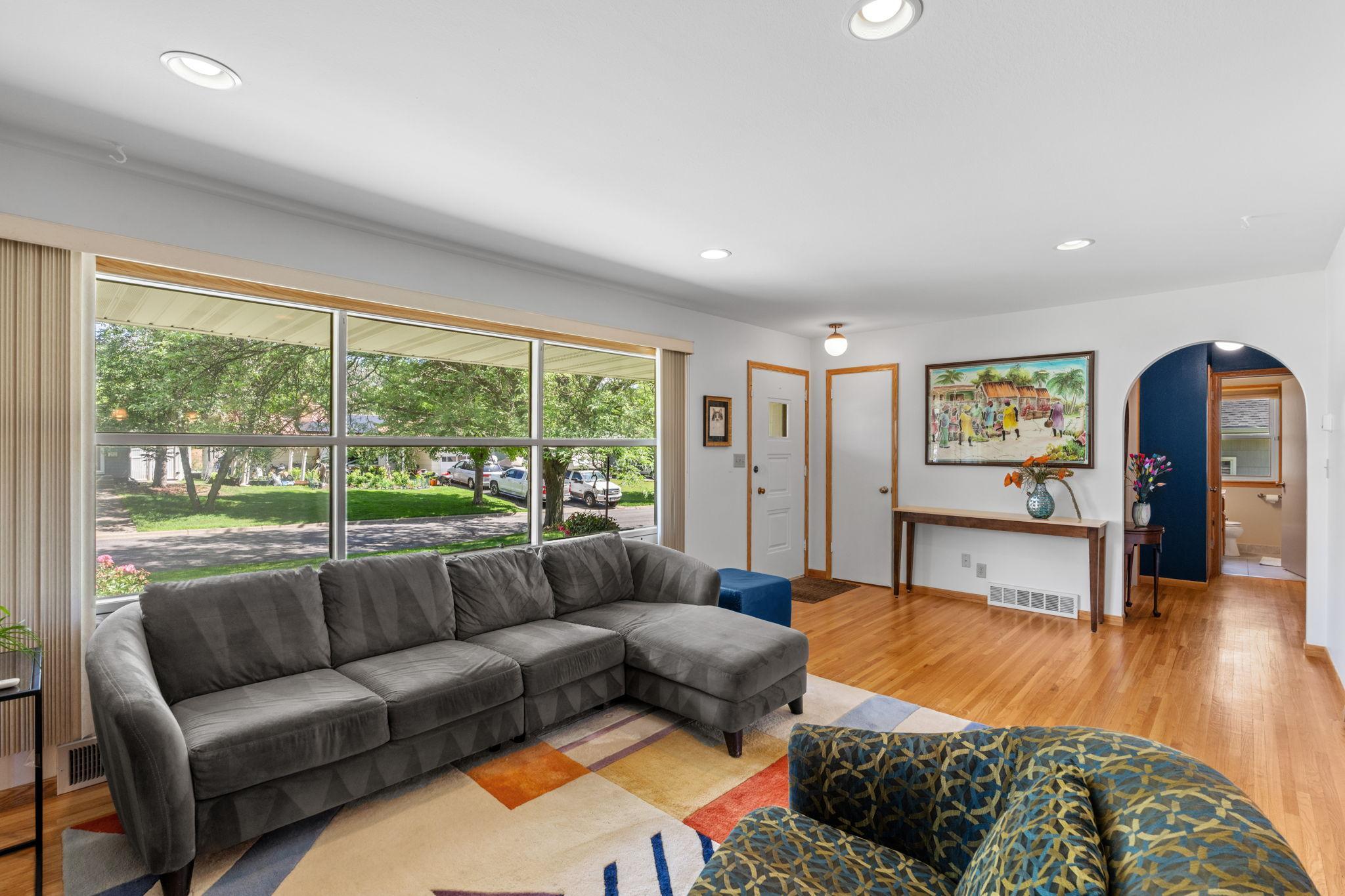View of Residential at 9435 14th Street, Saint Louis Park MN 55426, Saint Louis Park (23 of 60) - Mike Wilen | Minnesota Team Real Estate