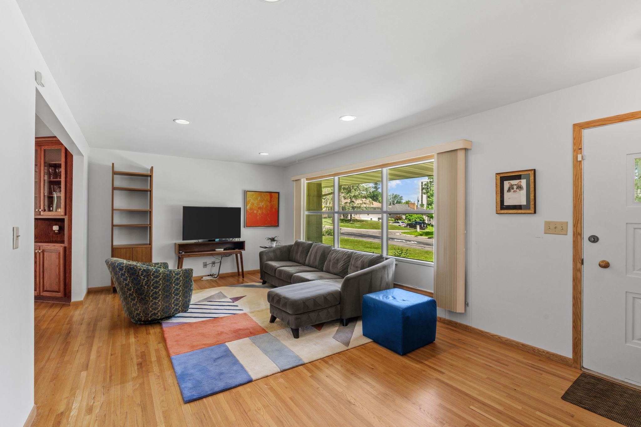 View of Residential at 9435 14th Street, Saint Louis Park MN 55426, Saint Louis Park (22 of 60) - Mike Wilen | Minnesota Team Real Estate