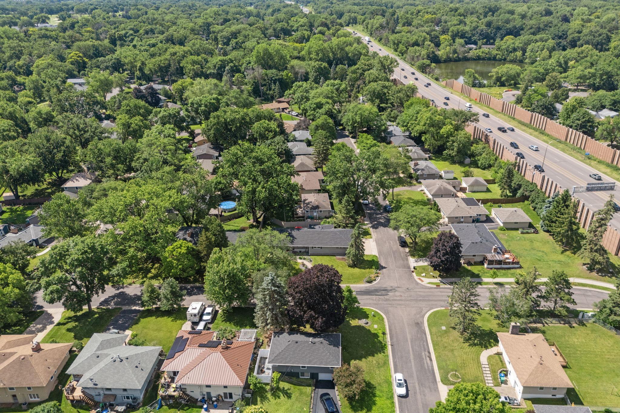 View of Residential at 9435 14th Street, Saint Louis Park MN 55426, Saint Louis Park (21 of 60) - Mike Wilen | Minnesota Team Real Estate