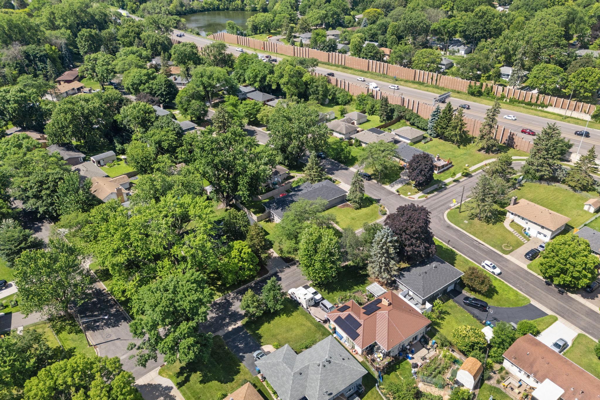 View of Residential at 9435 14th Street, Saint Louis Park MN 55426, Saint Louis Park (20 of 60) - Mike Wilen | Minnesota Team Real Estate