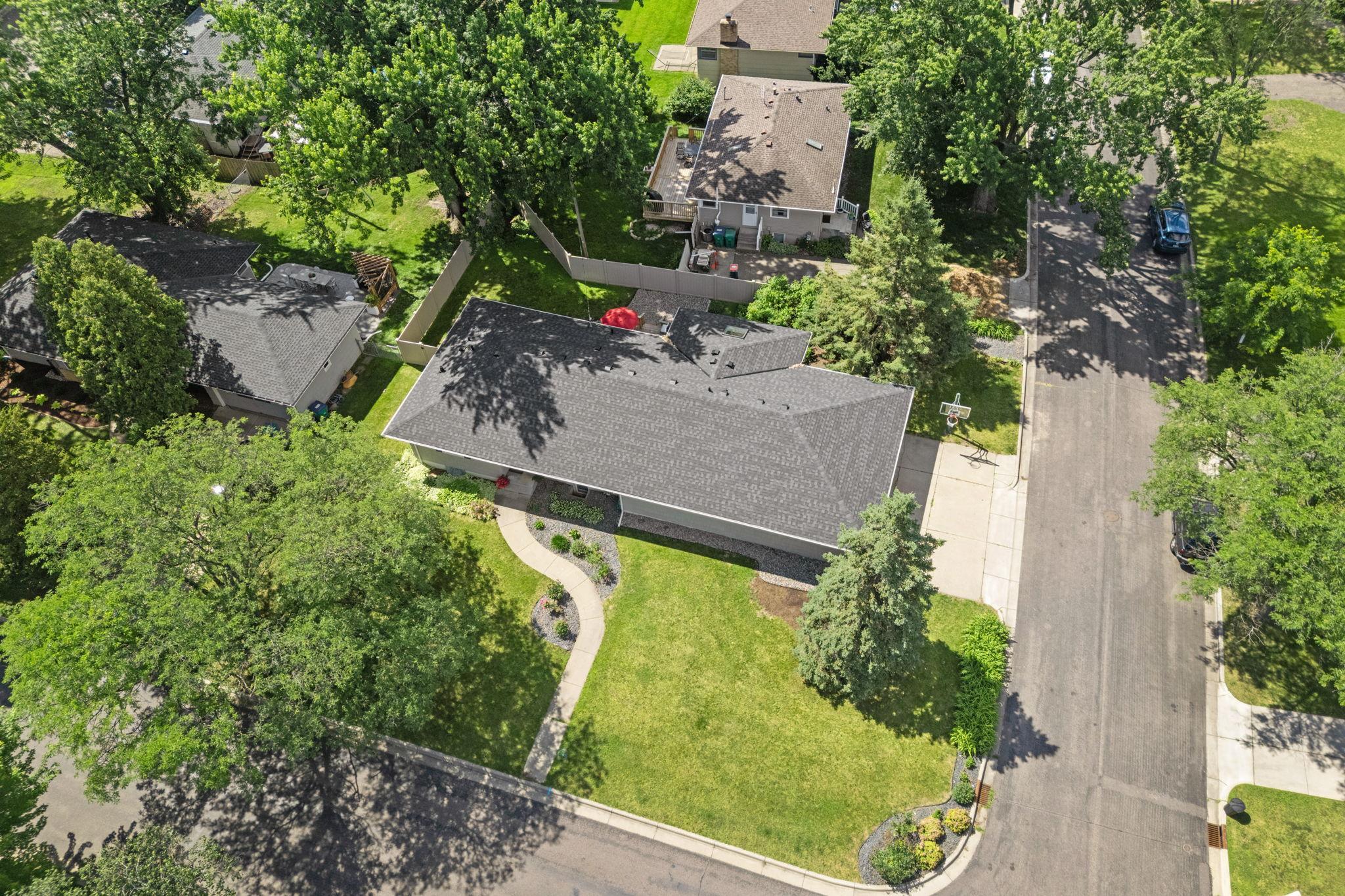View of Residential at 9435 14th Street, Saint Louis Park MN 55426, Saint Louis Park (12 of 60) - Mike Wilen | Minnesota Team Real Estate