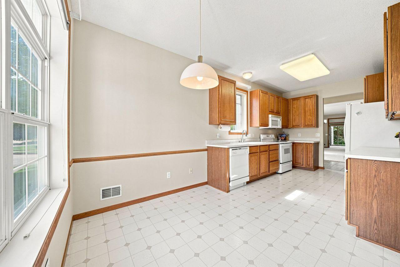 View of Residential at 14795 Bloomfield Circle, Rosemount MN 55068, Rosemount (23 of 35) - Mike Wilen | Minnesota Team Real Estate