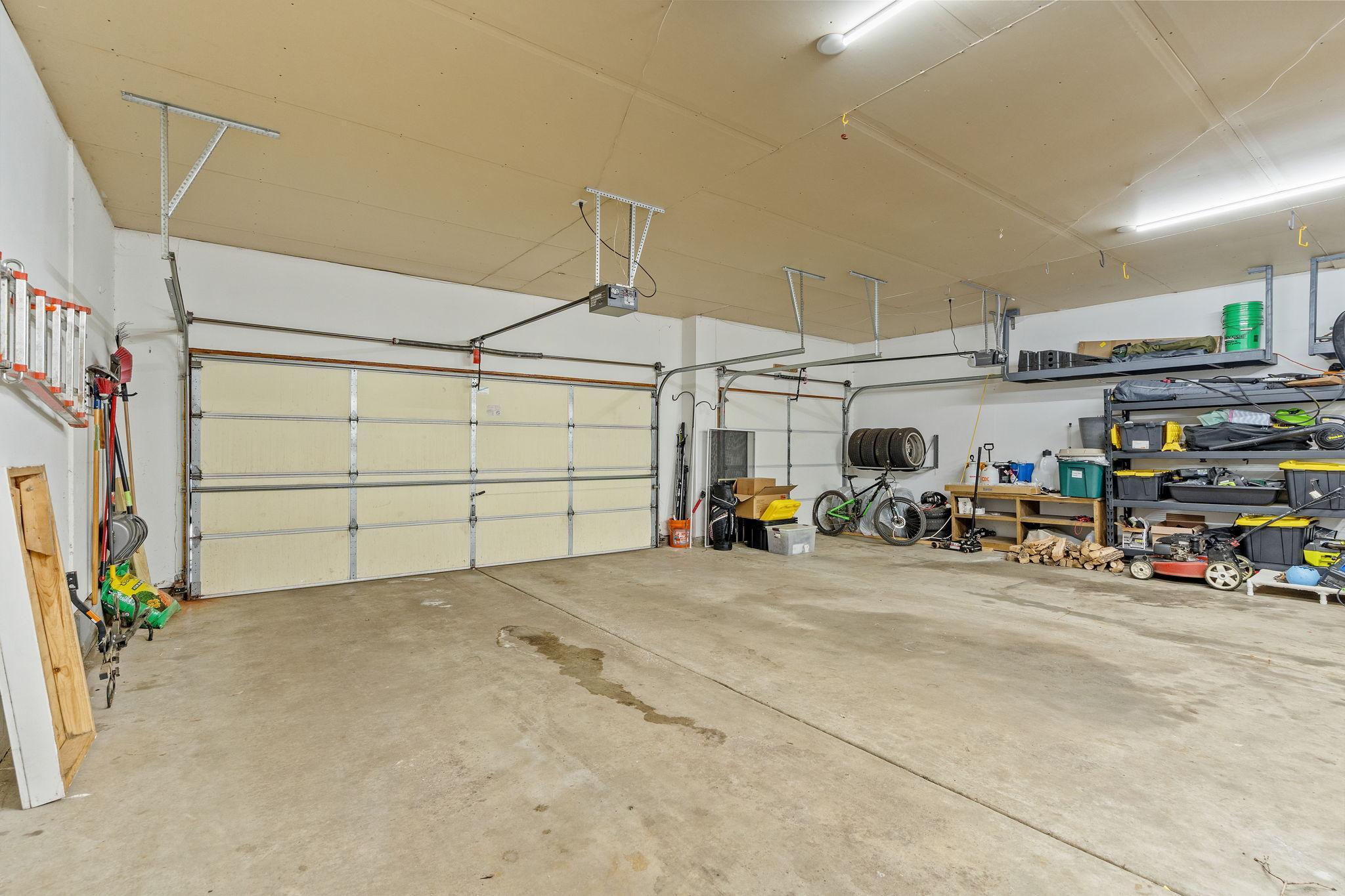 View of Residential at 2551 Cypress Street, Maplewood MN 55109, Maplewood (55 of 64) - Mike Wilen | Minnesota Team Real Estate