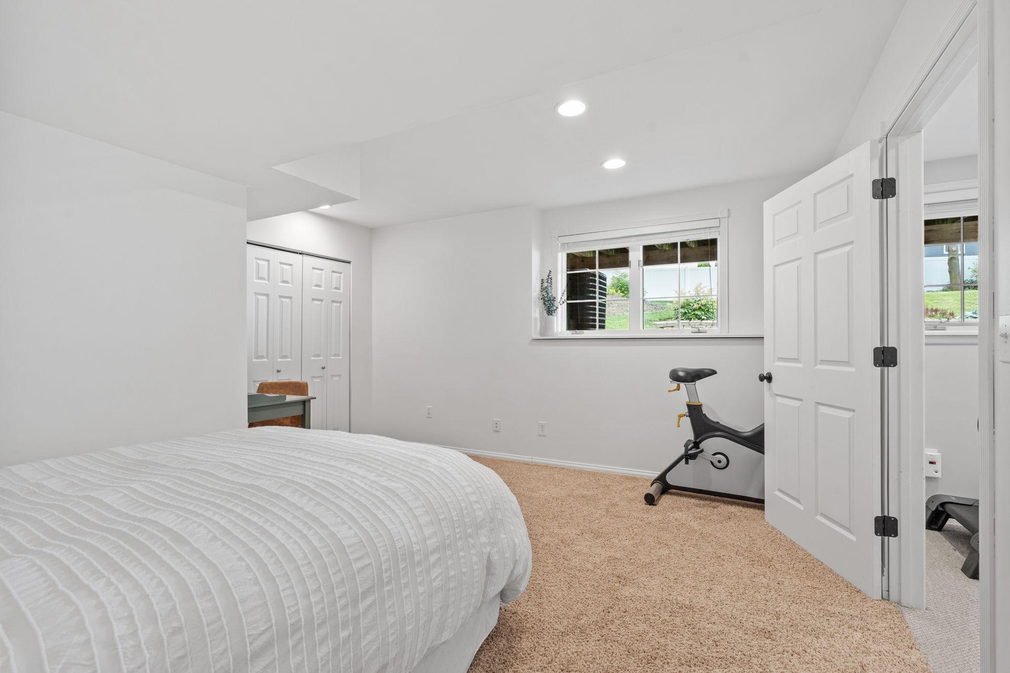 View of Residential at 2551 Cypress Street, Maplewood MN 55109, Maplewood (51 of 64) - Mike Wilen | Minnesota Team Real Estate