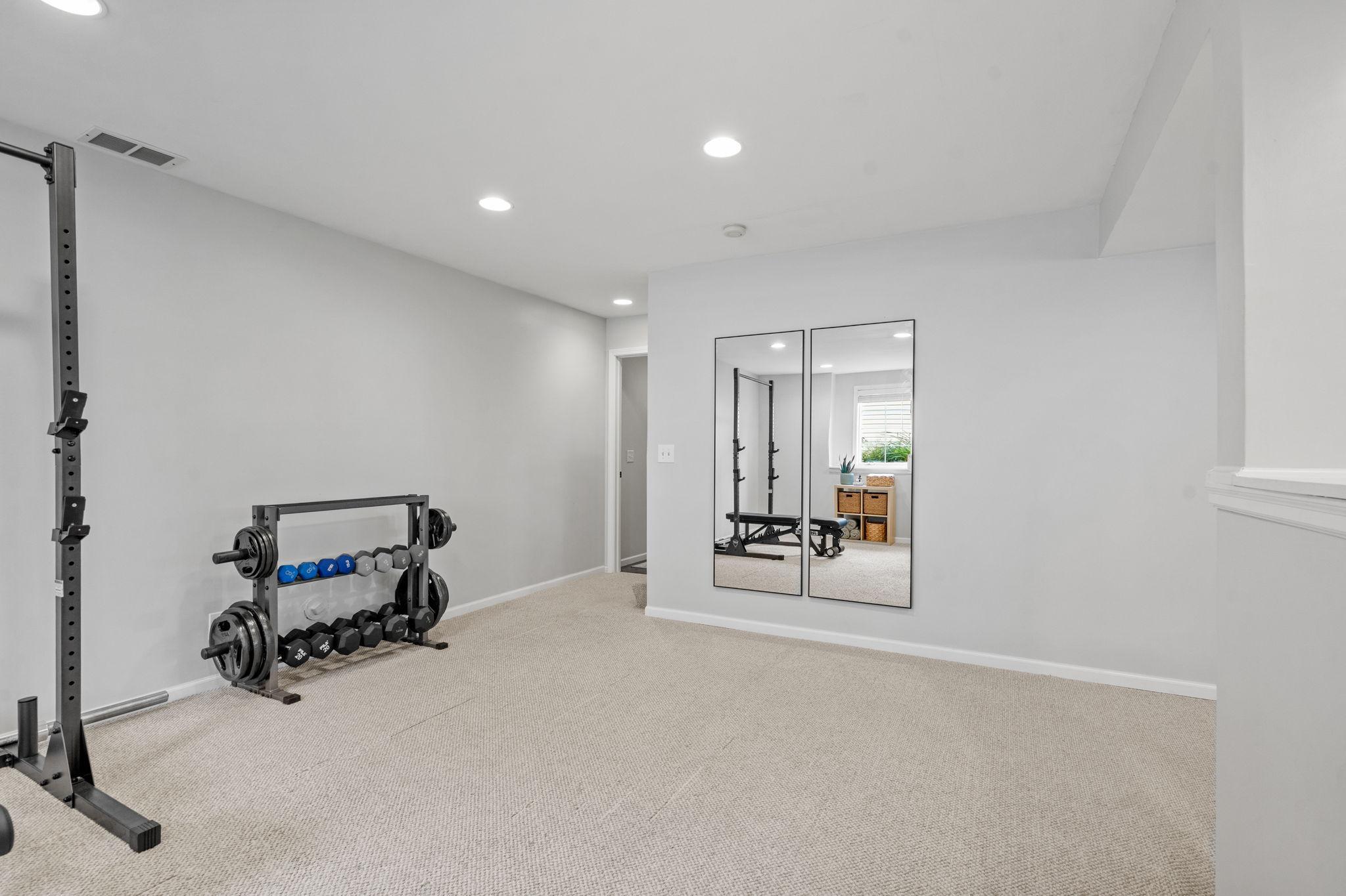 View of Residential at 2551 Cypress Street, Maplewood MN 55109, Maplewood (42 of 64) - Mike Wilen | Minnesota Team Real Estate