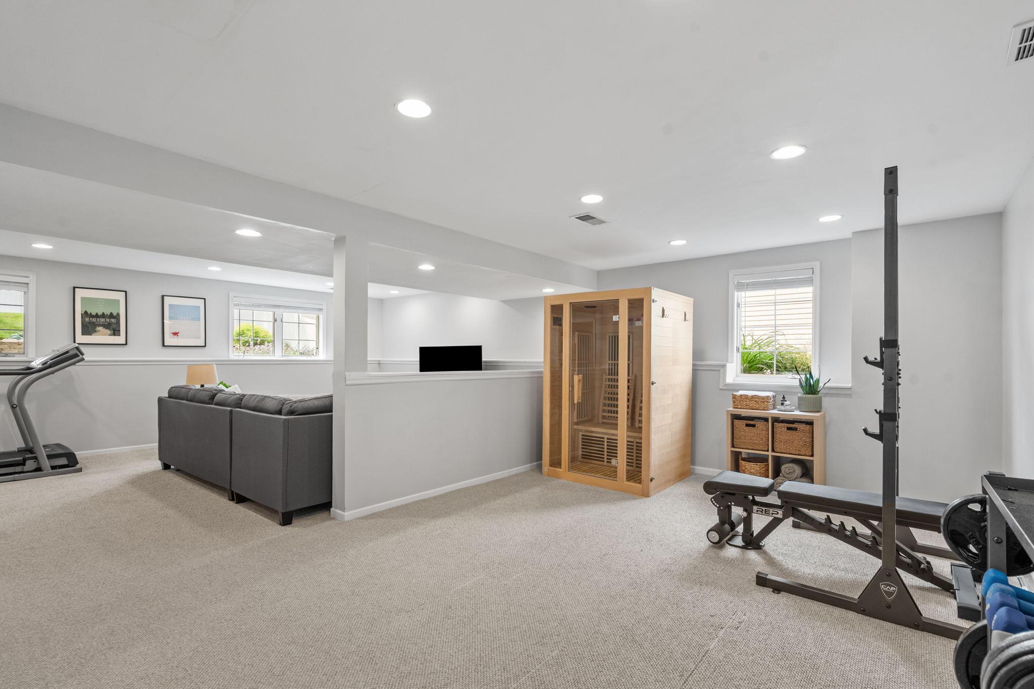 View of Residential at 2551 Cypress Street, Maplewood MN 55109, Maplewood (40 of 64) - Mike Wilen | Minnesota Team Real Estate