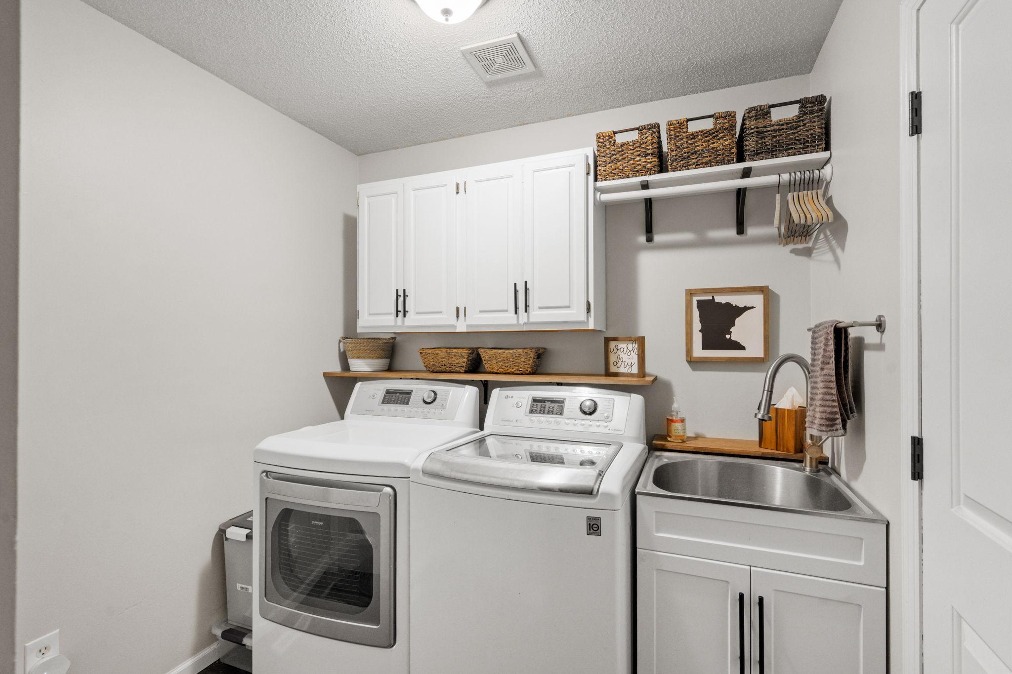 View of Residential at 2551 Cypress Street, Maplewood MN 55109, Maplewood (39 of 64) - Mike Wilen | Minnesota Team Real Estate