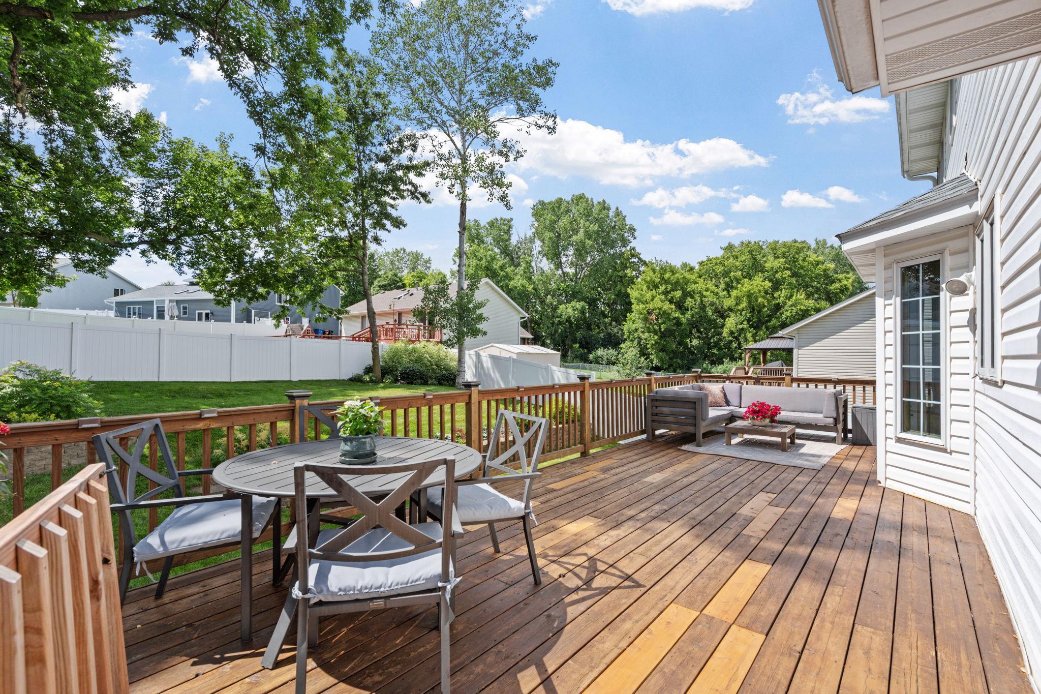 View of Residential at 2551 Cypress Street, Maplewood MN 55109, Maplewood (54 of 64) - Mike Wilen | Minnesota Team Real Estate