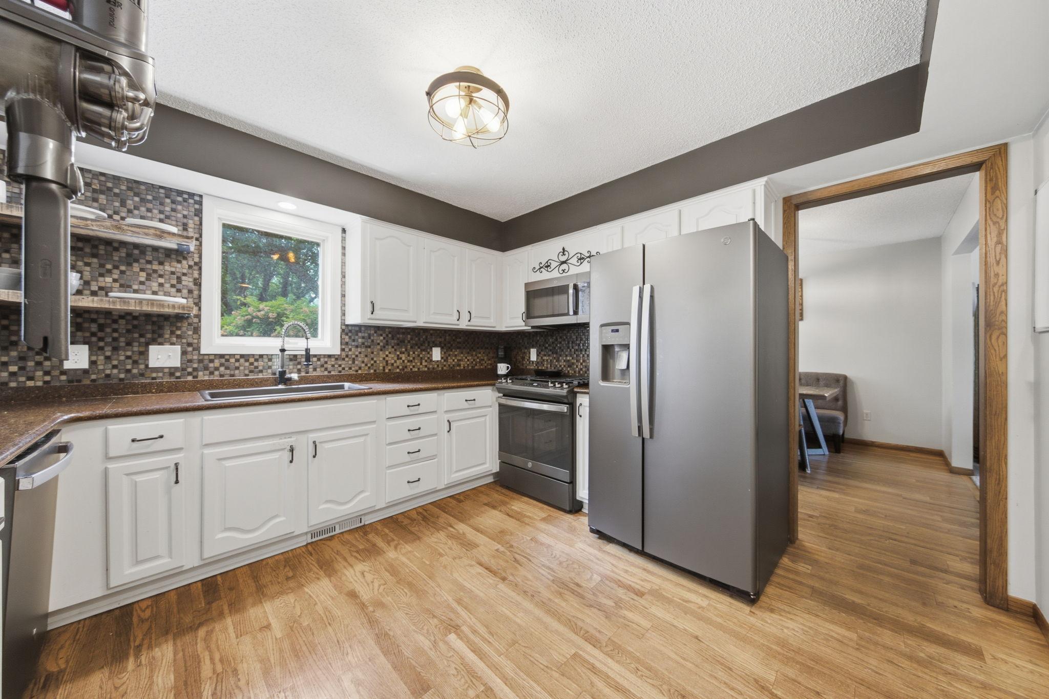 View of Residential at 9643 Polaris Lane, Maple Grove MN 55369, Maple Grove (7 of 29) - Mike Wilen | Minnesota Team Real Estate
