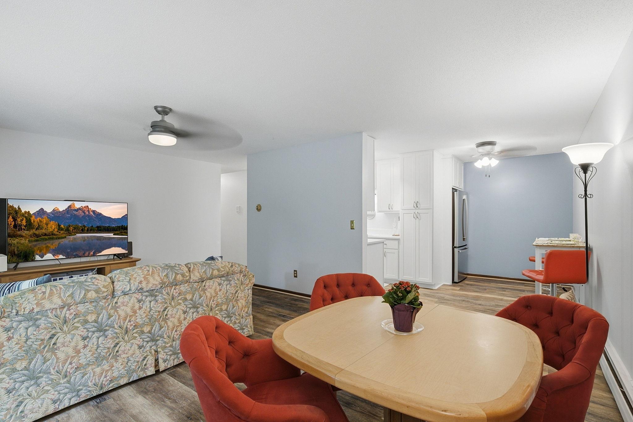 View of Residential at 255 Westview Drive #308, West Saint Paul MN 55118, West Saint Paul (16 of 39) - Mike Wilen | Minnesota Team Real Estate