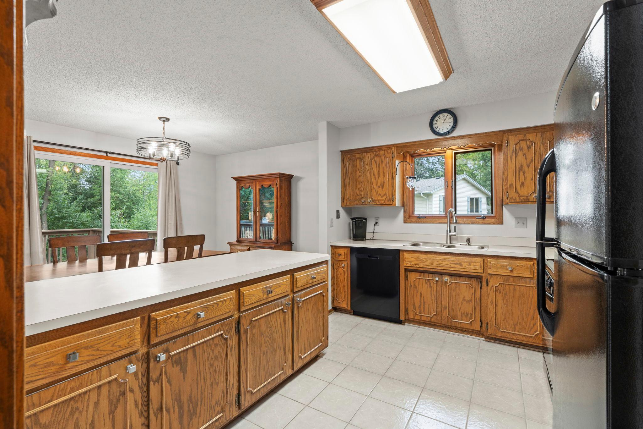 View of Residential at 4567 Kirkwood Circle, Eagan MN 55123, Eagan (23 of 67) - Mike Wilen | Minnesota Team Real Estate
