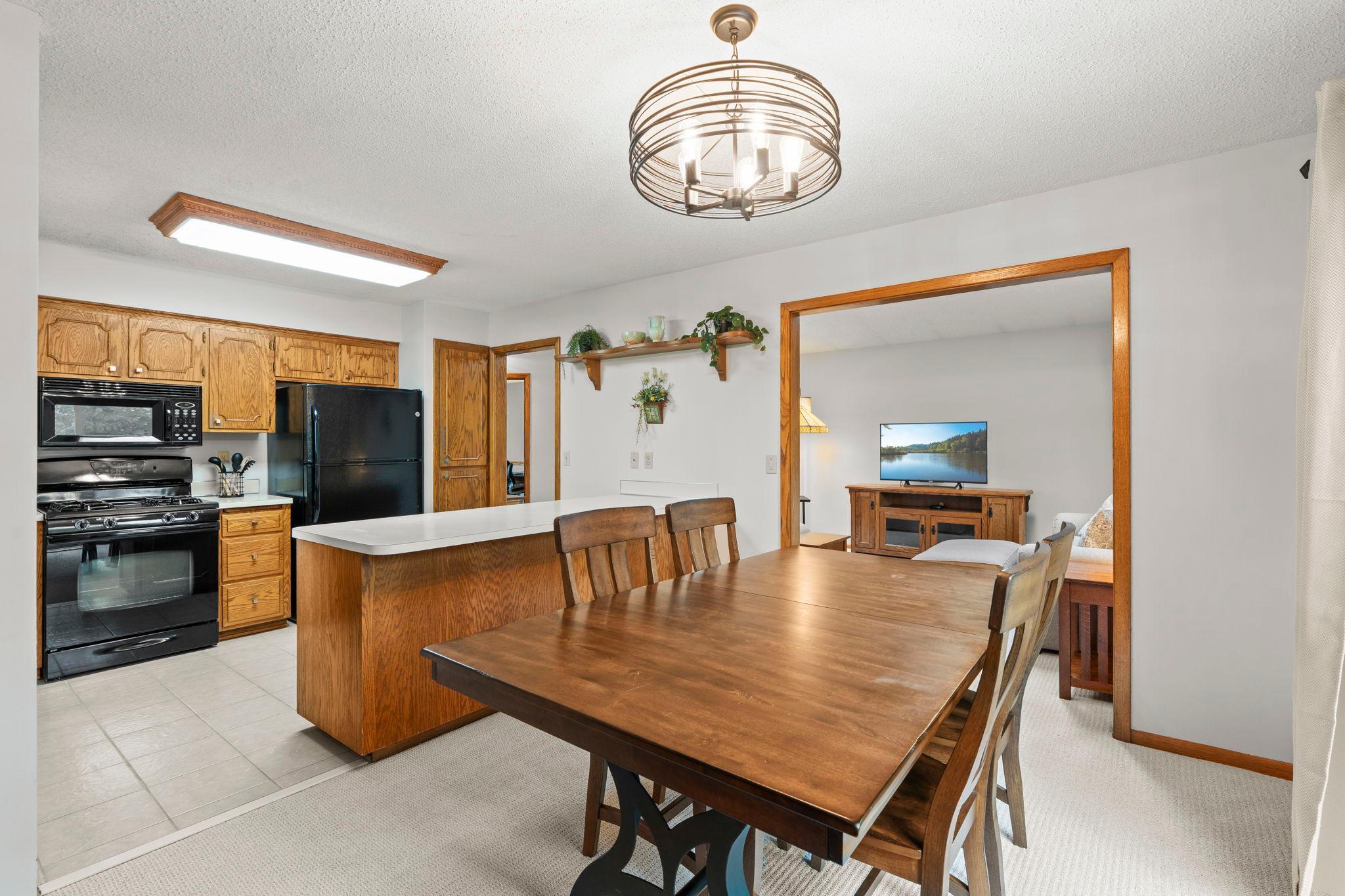 View of Residential at 4567 Kirkwood Circle, Eagan MN 55123, Eagan (20 of 67) - Mike Wilen | Minnesota Team Real Estate