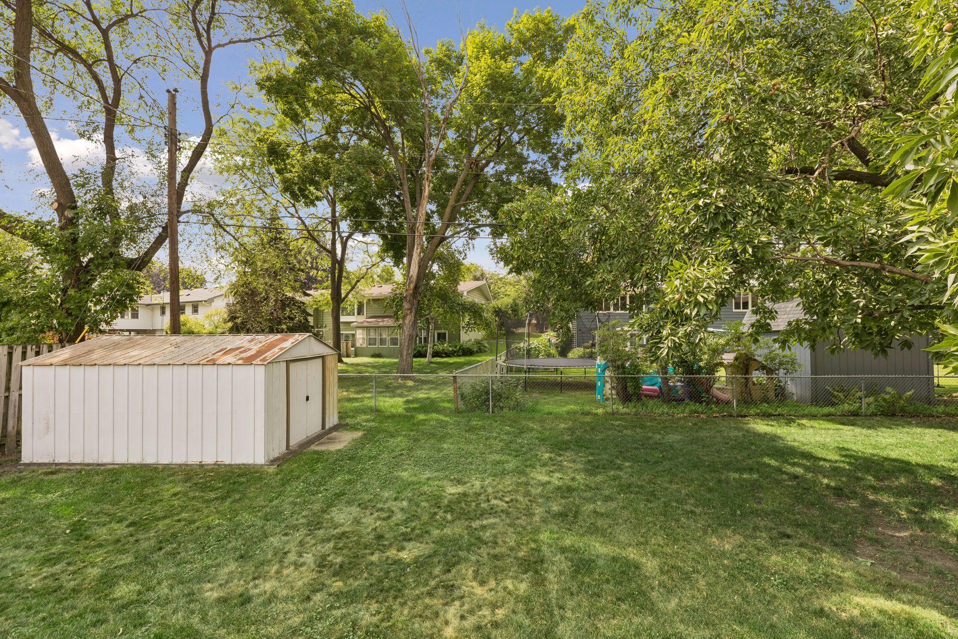 View of Residential at 3901 Louisiana Avenue, New Hope MN 55427, New Hope (39 of 48) - Mike Wilen | Minnesota Team Real Estate