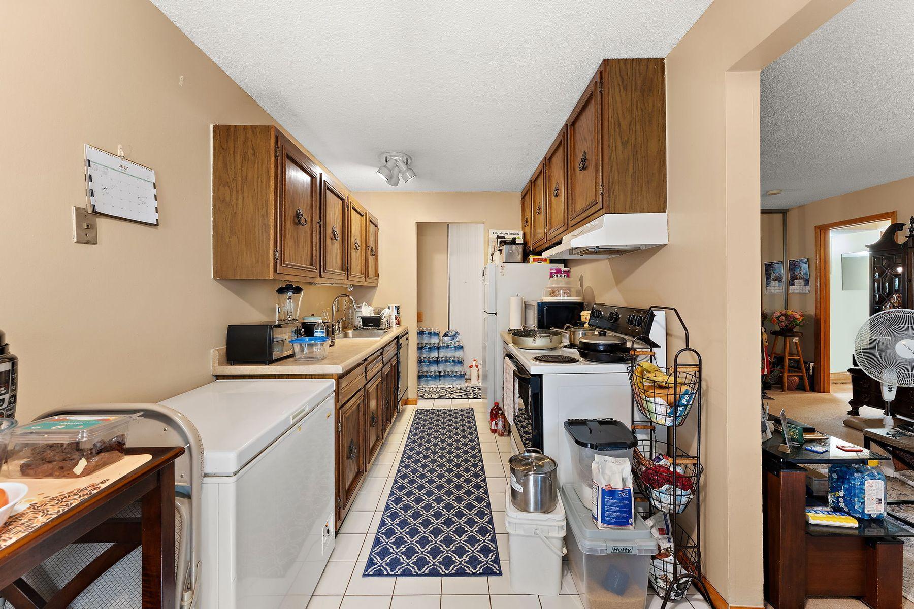 View of Residential at 4512 Cedar Lake Road #3, Saint Louis Park MN 55416, Saint Louis Park (11 of 18) - Mike Wilen | Minnesota Team Real Estate