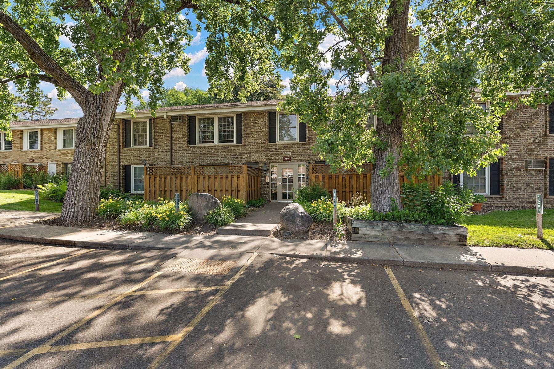 View of Residential at 4512 Cedar Lake Road #3, Saint Louis Park MN 55416, Saint Louis Park (5 of 18) - Mike Wilen | Minnesota Team Real Estate