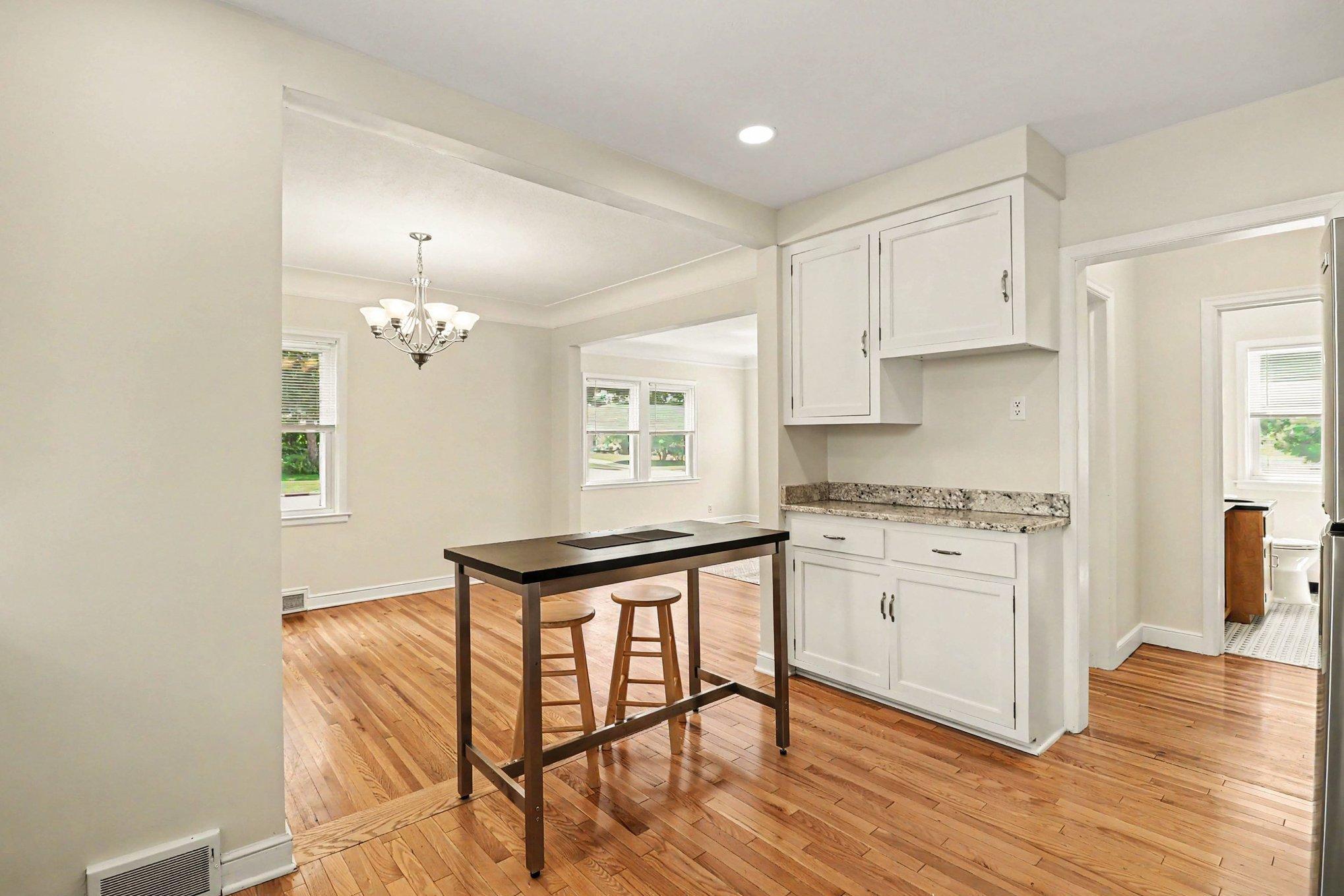 View of Residential at 4624 Vallacher Avenue, Saint Louis Park MN 55416, Saint Louis Park (21 of 49) - Mike Wilen | Minnesota Team Real Estate
