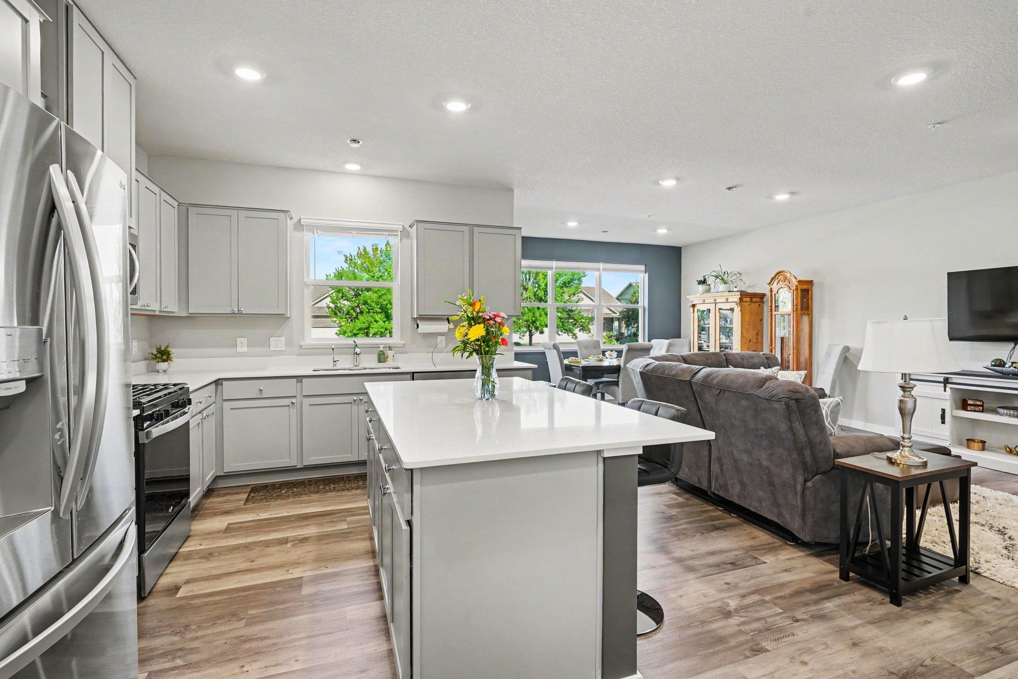 View of Residential at 17097 Dysart Place, Lakeville MN 55044, Lakeville (10 of 32) - Mike Wilen | Minnesota Team Real Estate