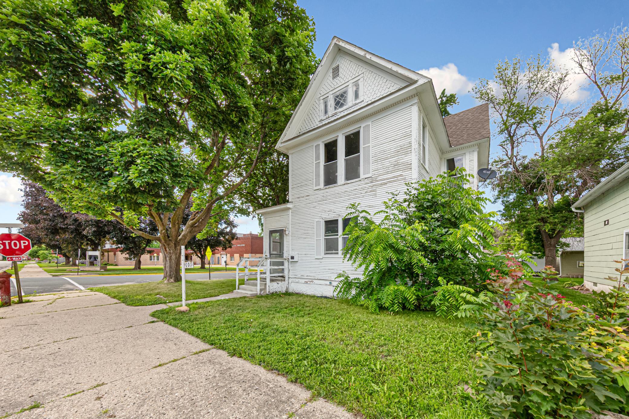 View of Residential at 105 Ash Avenue, Montgomery MN 56069, Montgomery (5 of 35) - Mike Wilen | Minnesota Team Real Estate